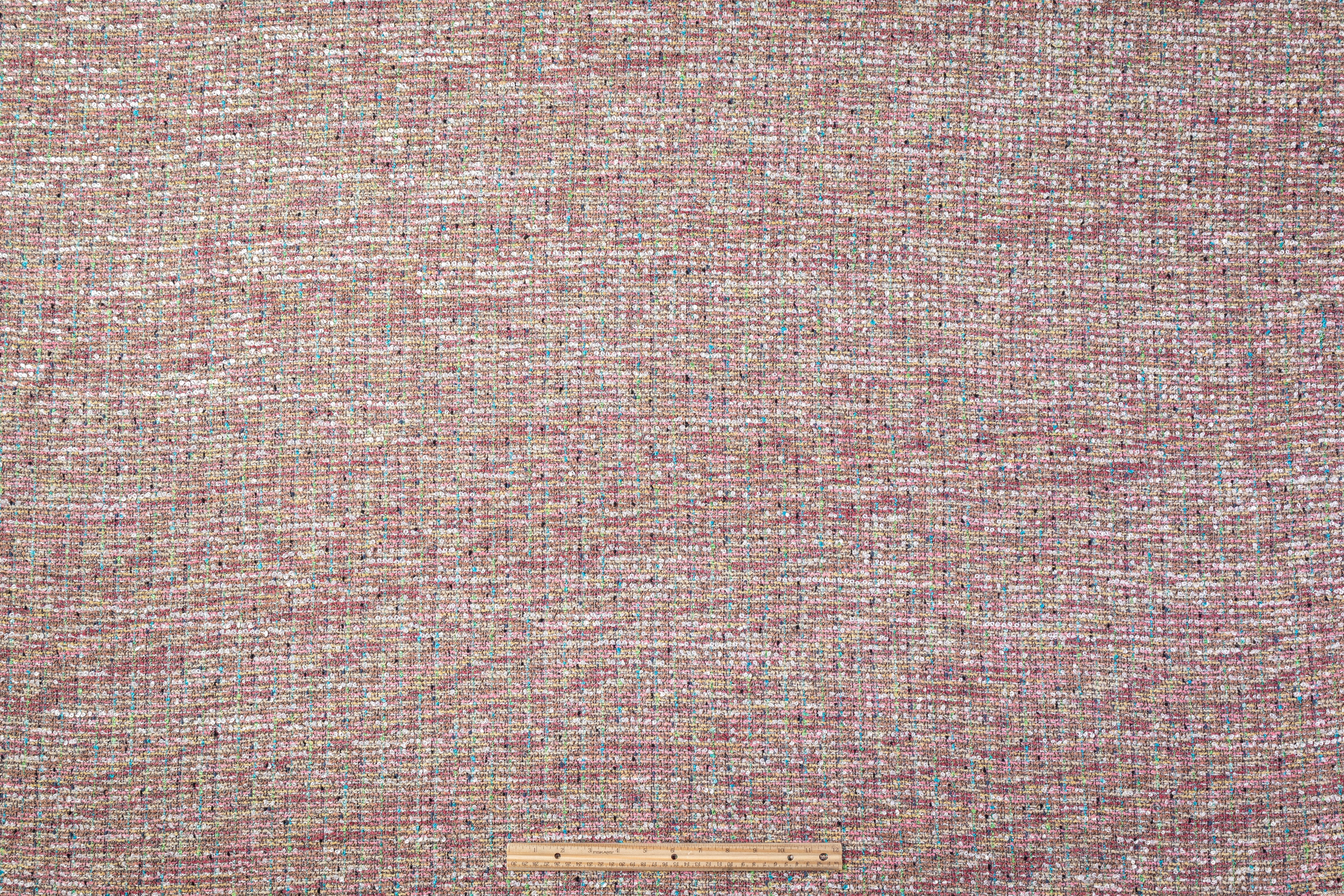 Valentino - Wool Blend Italian Tweed Boucle - Pink