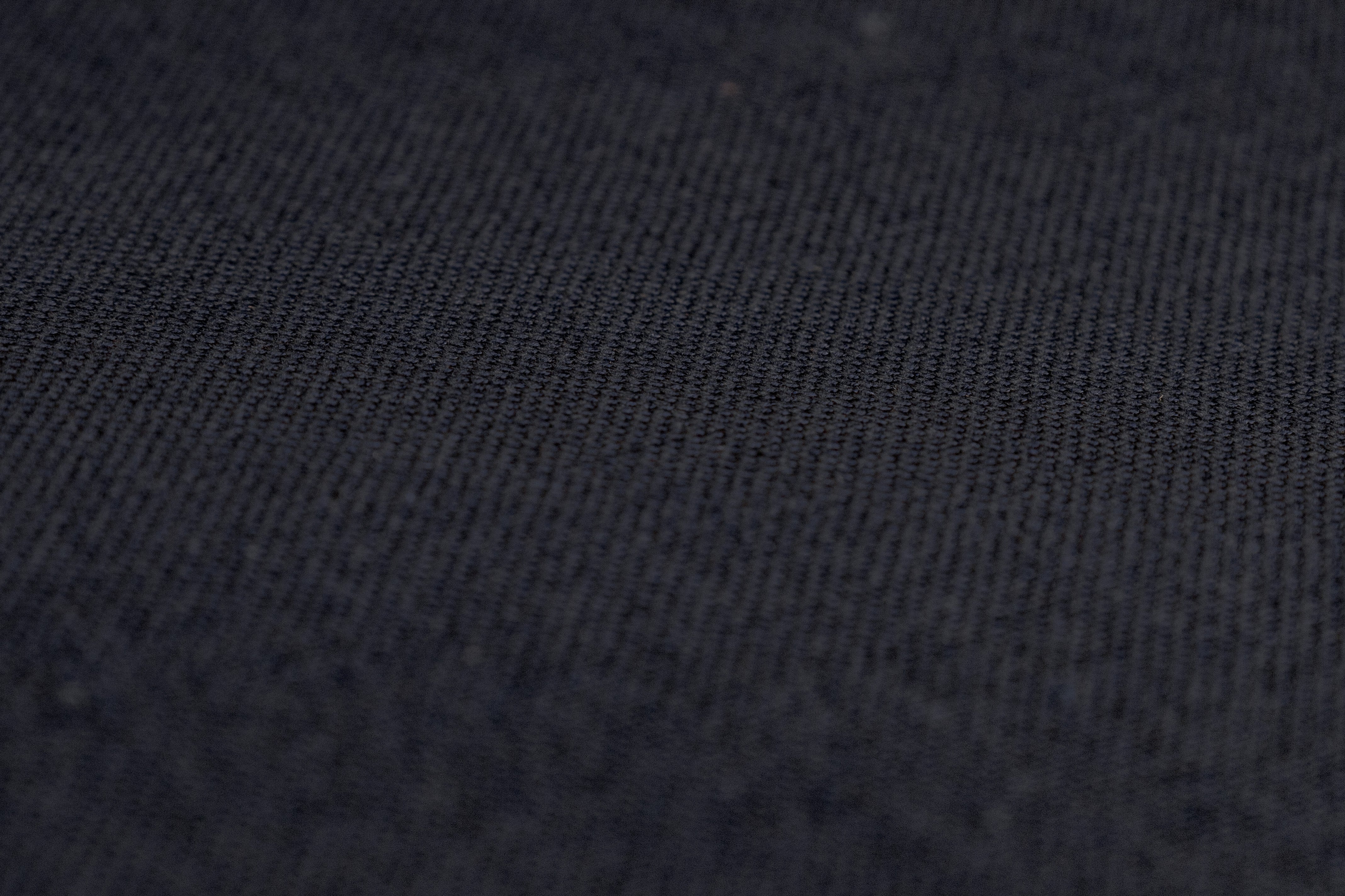 Italian Stretch Wool Suiting - Midnight Navy
