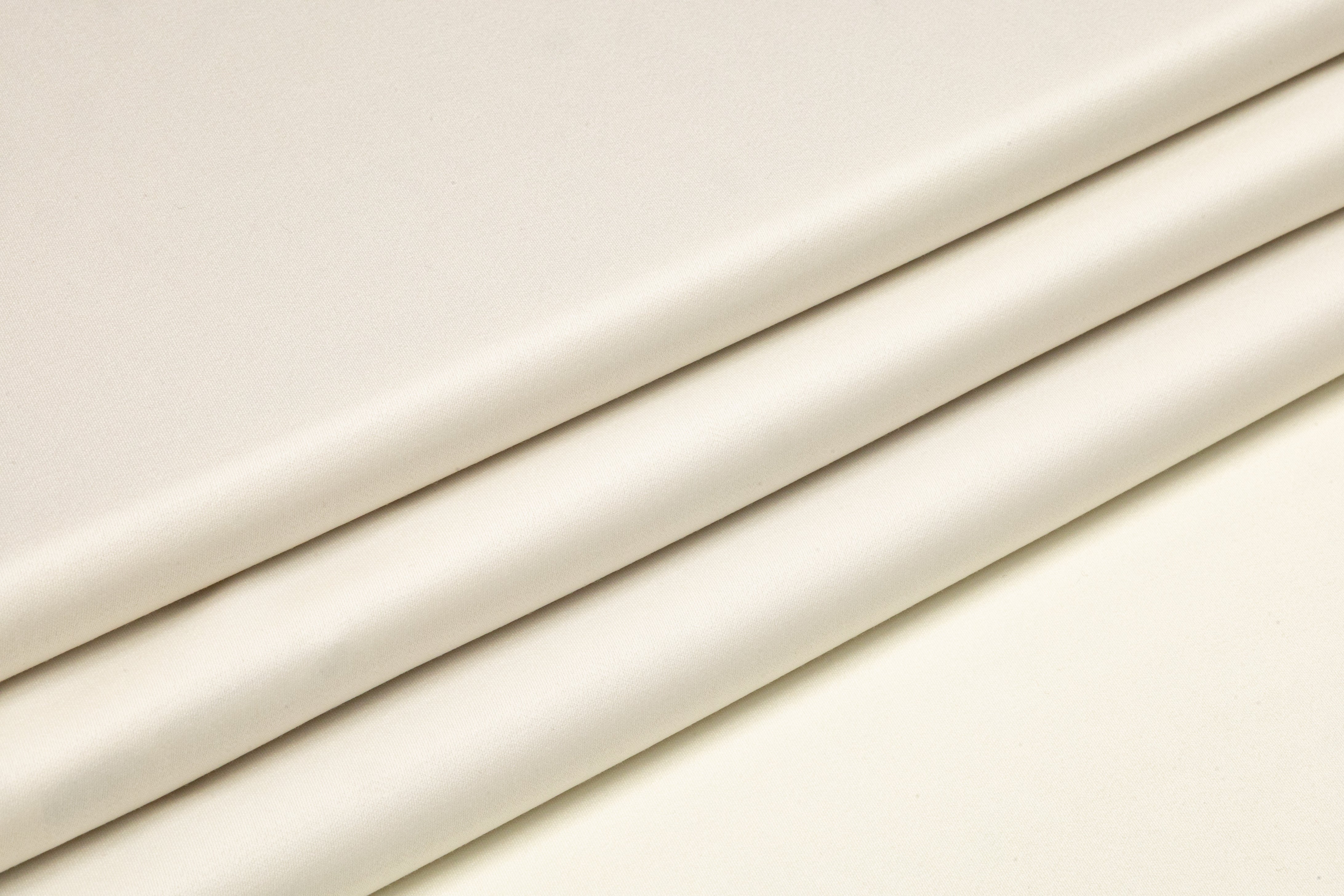 Super 120s Italian Satin Faille Wool Suiting - Ivory