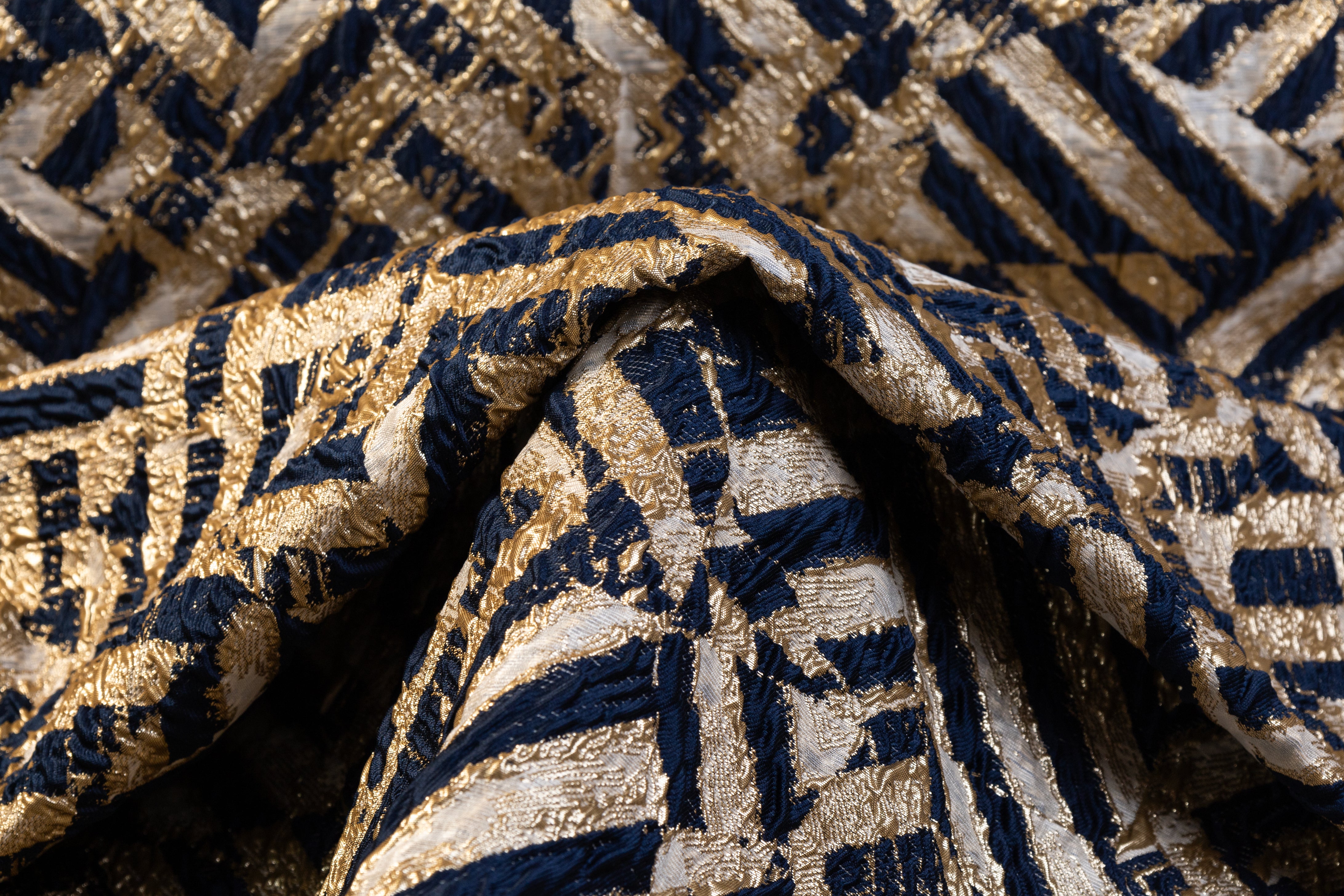 Crushed Metallic Brocade - Navy / Gold