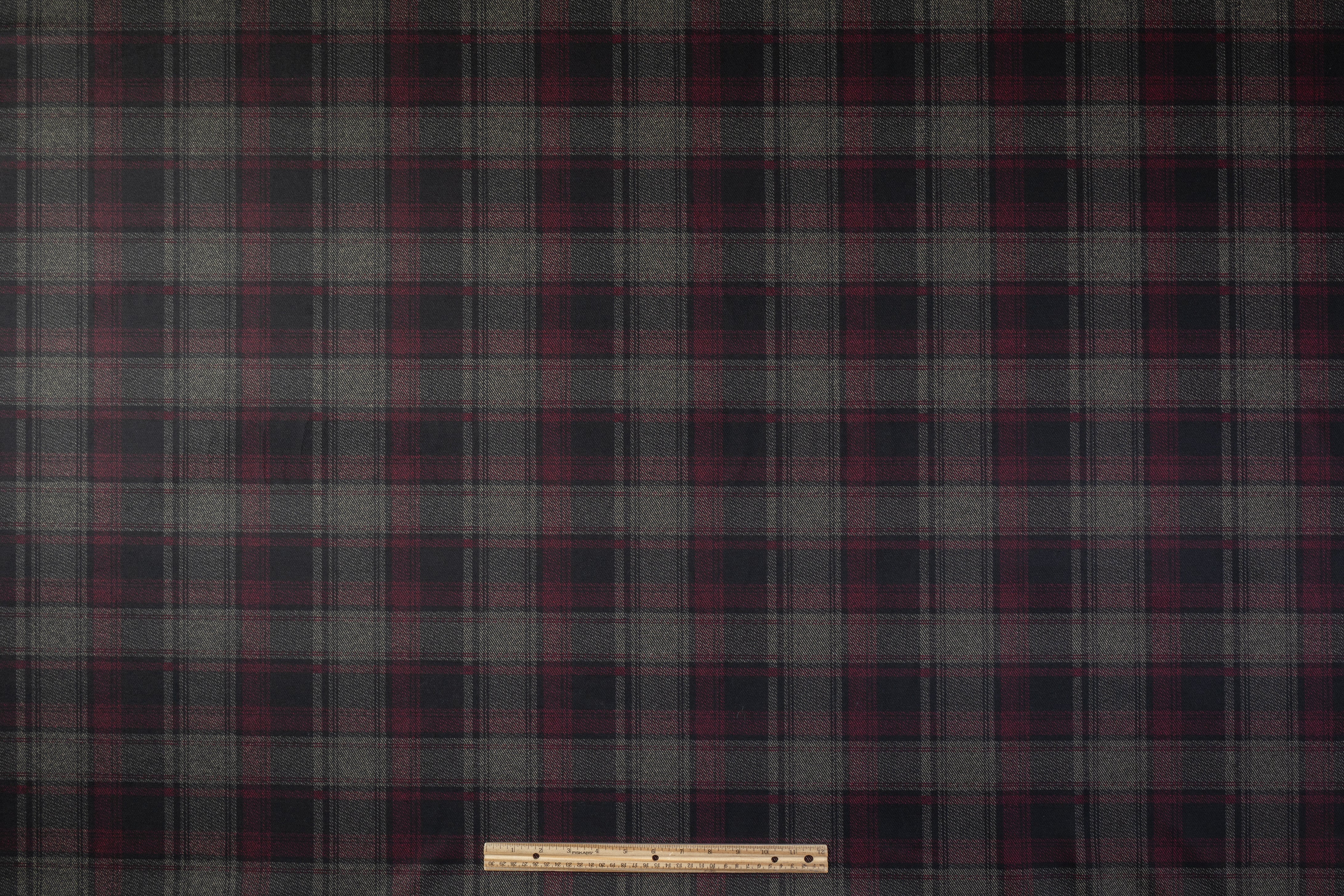 Plaid Printed Knit - Burgundy / Black / Gray