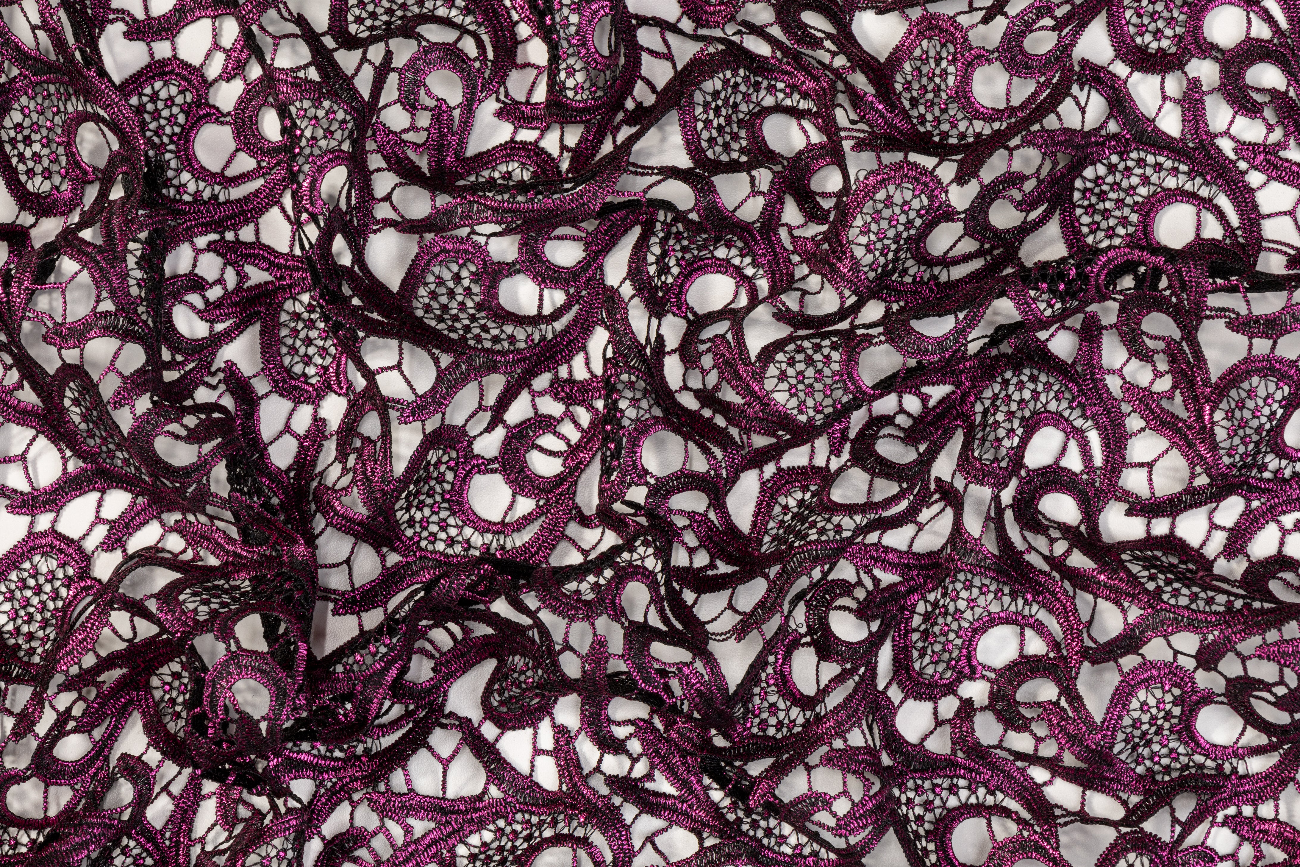 Metallic Guipure Lace - Black / Fuchsia