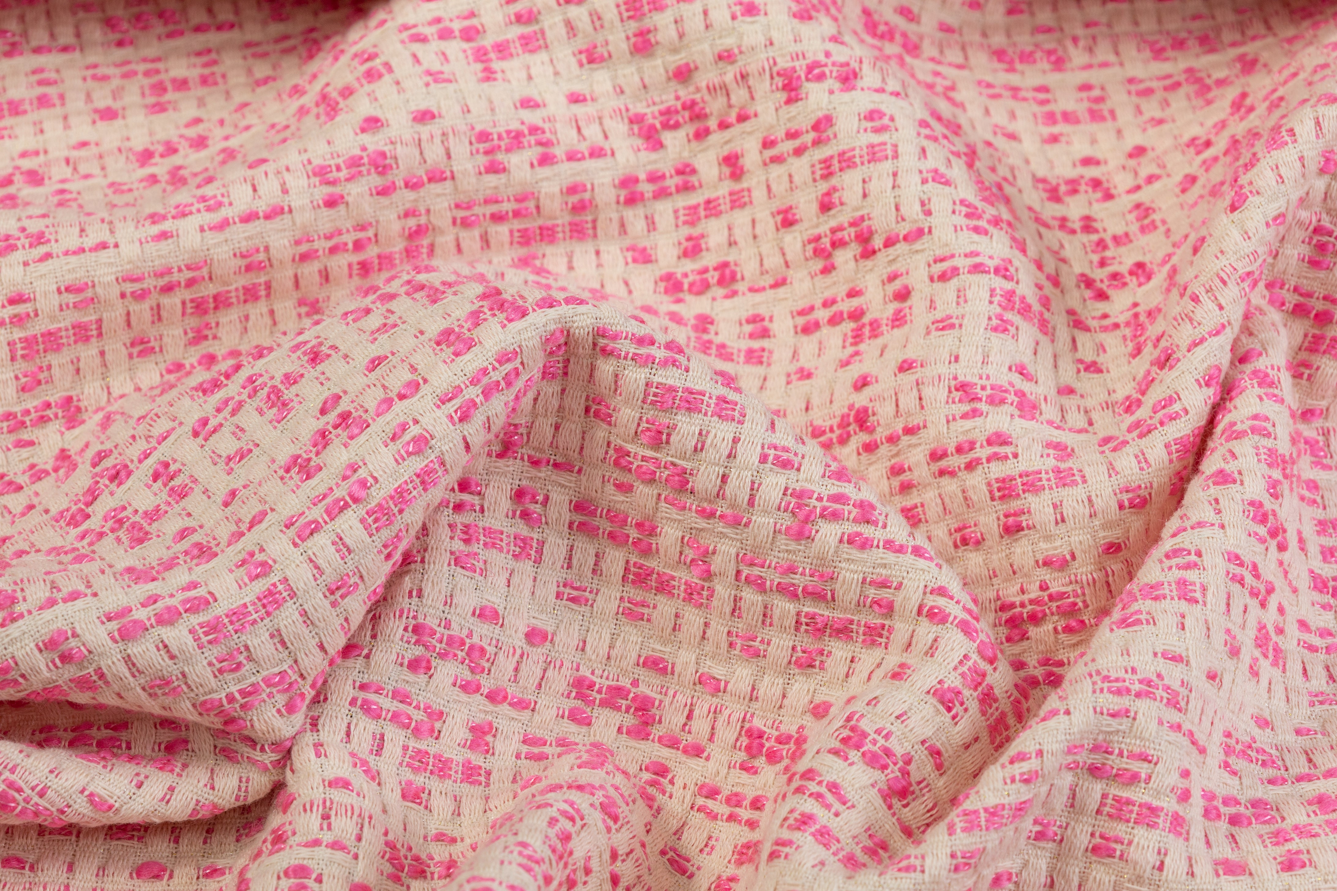Poly Rayon Tweed - White / Pink