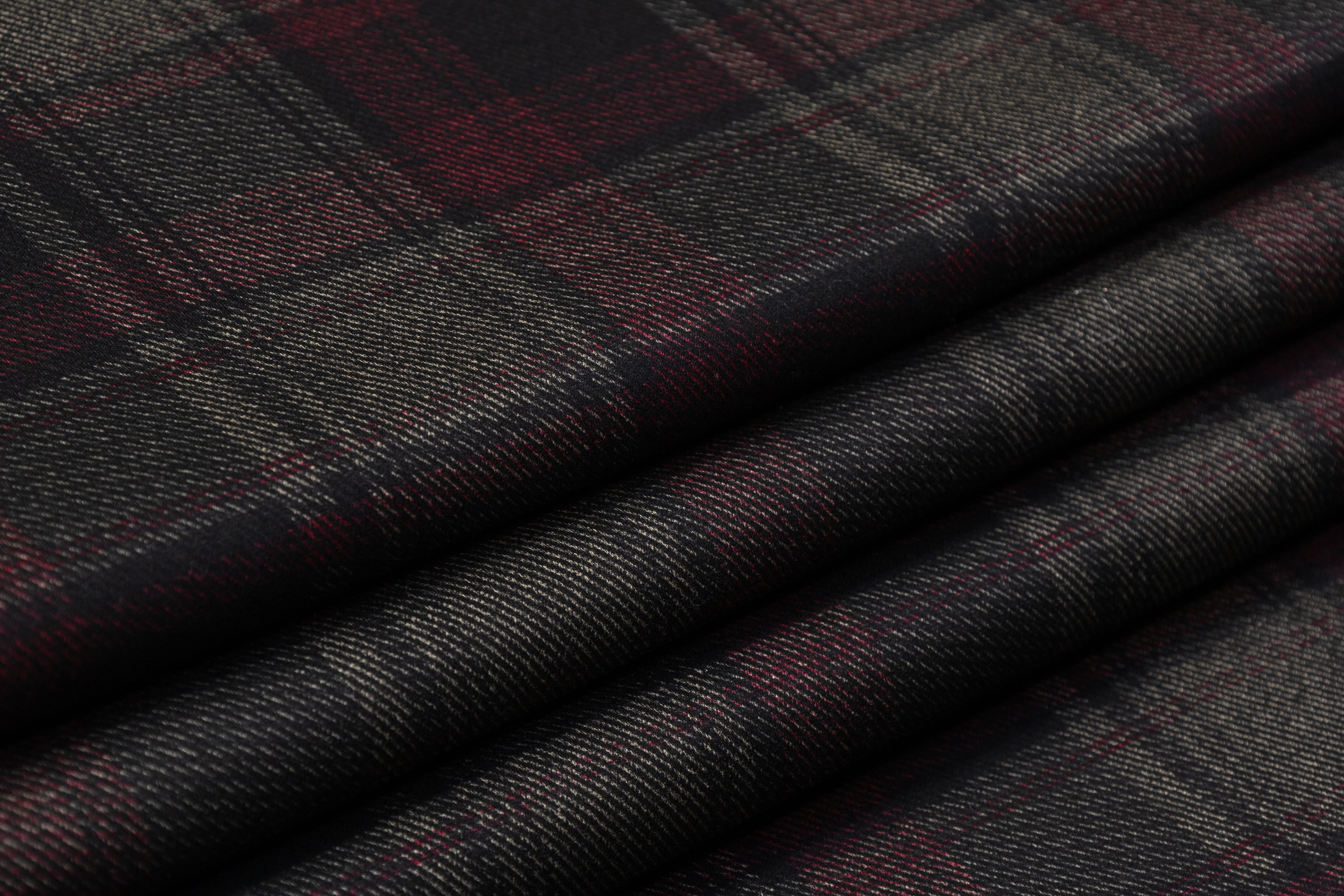Plaid Printed Knit - Burgundy / Black / Gray