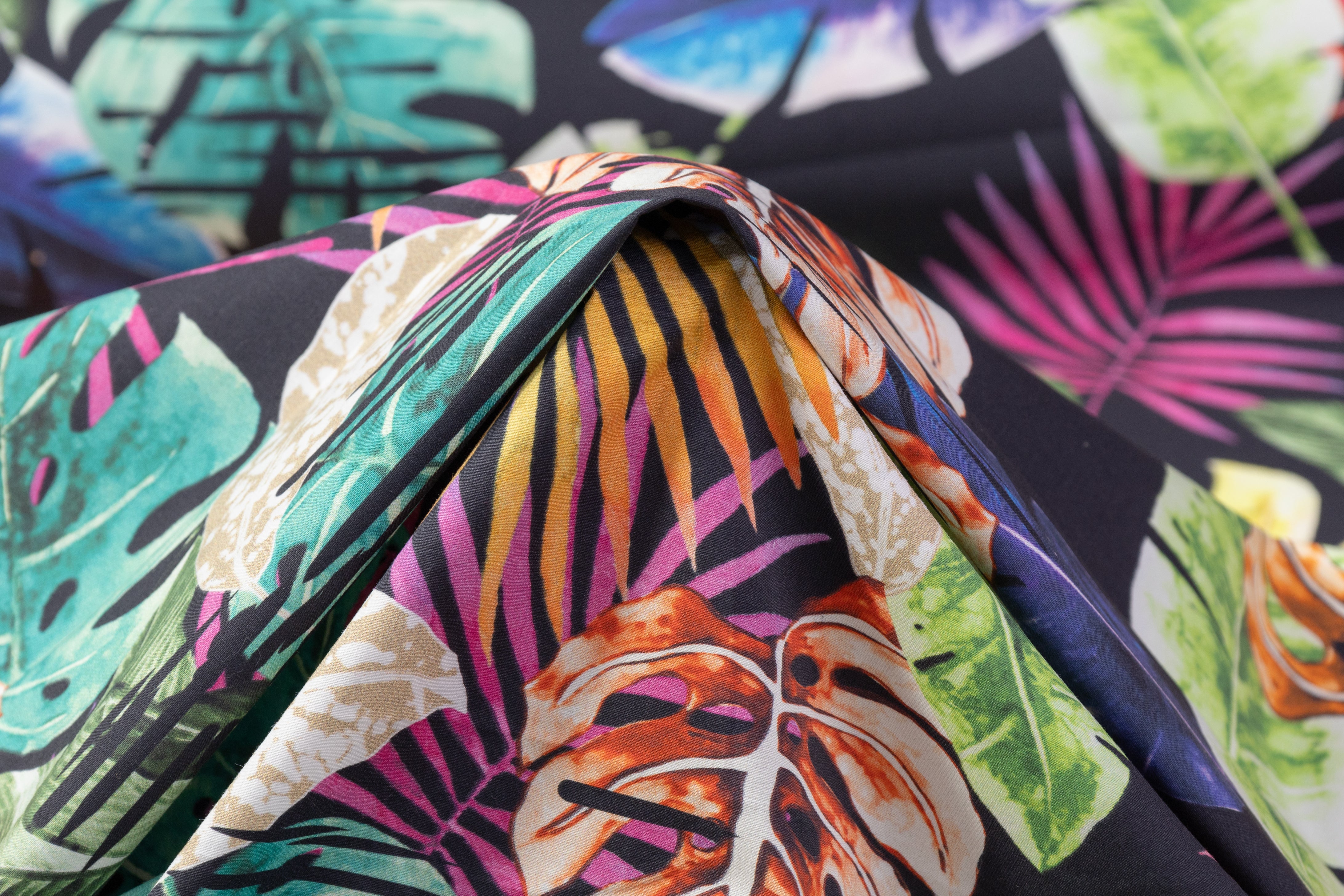 Tropical Italian Cotton Print - Multicolor