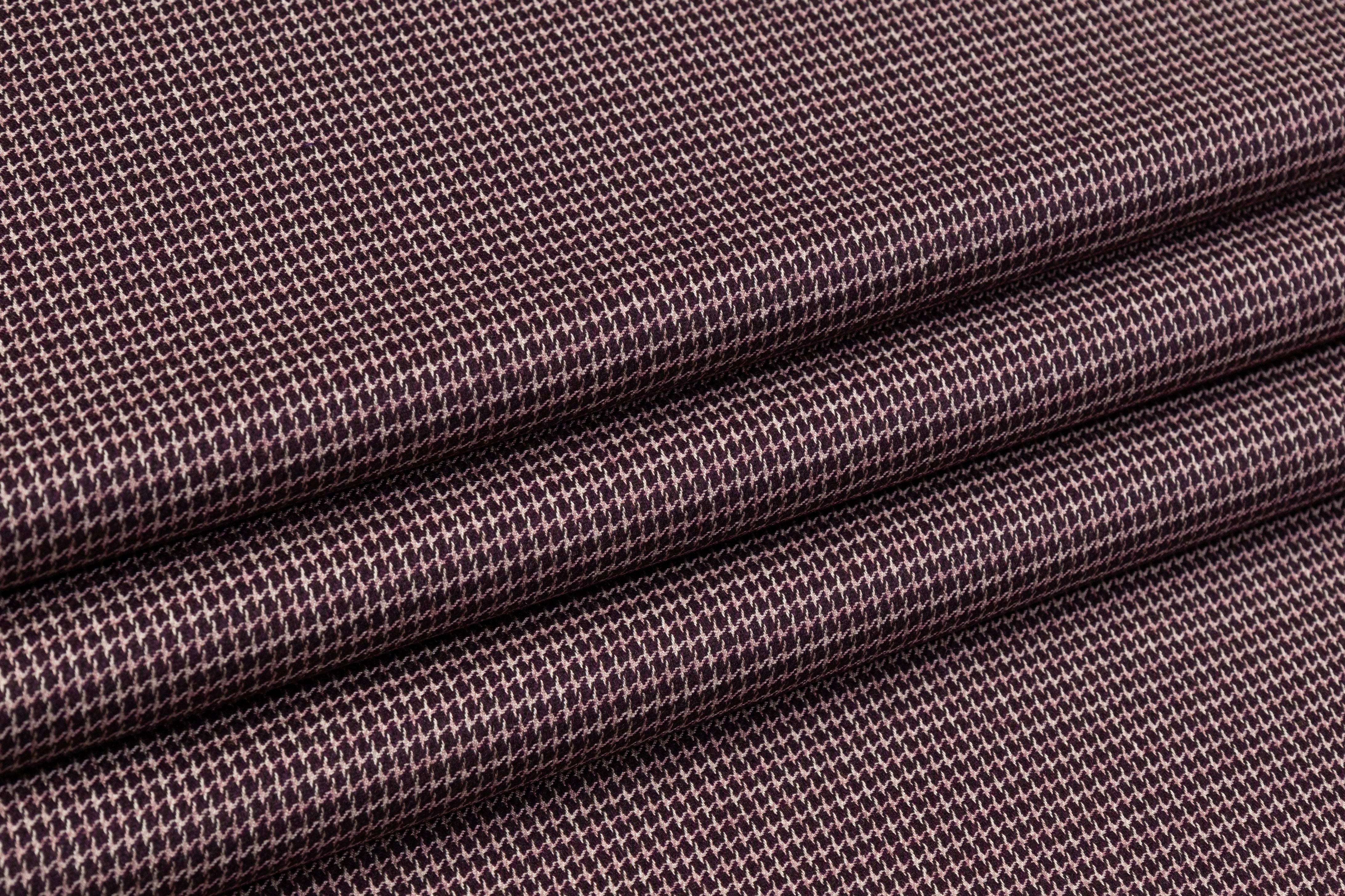 Micro Houndstooth Italian Cotton Wool Suiting - Burgundy