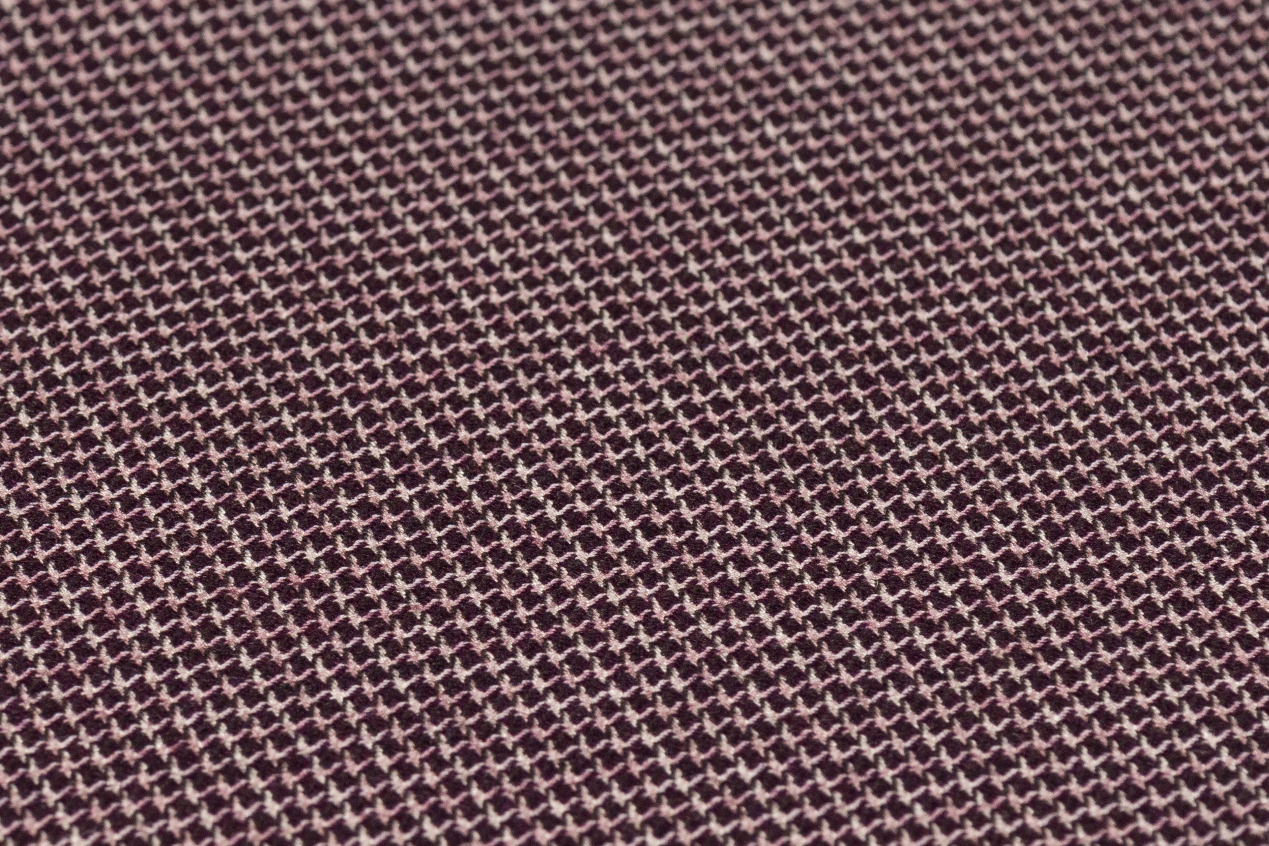 Micro Houndstooth Italian Cotton Wool Suiting - Burgundy