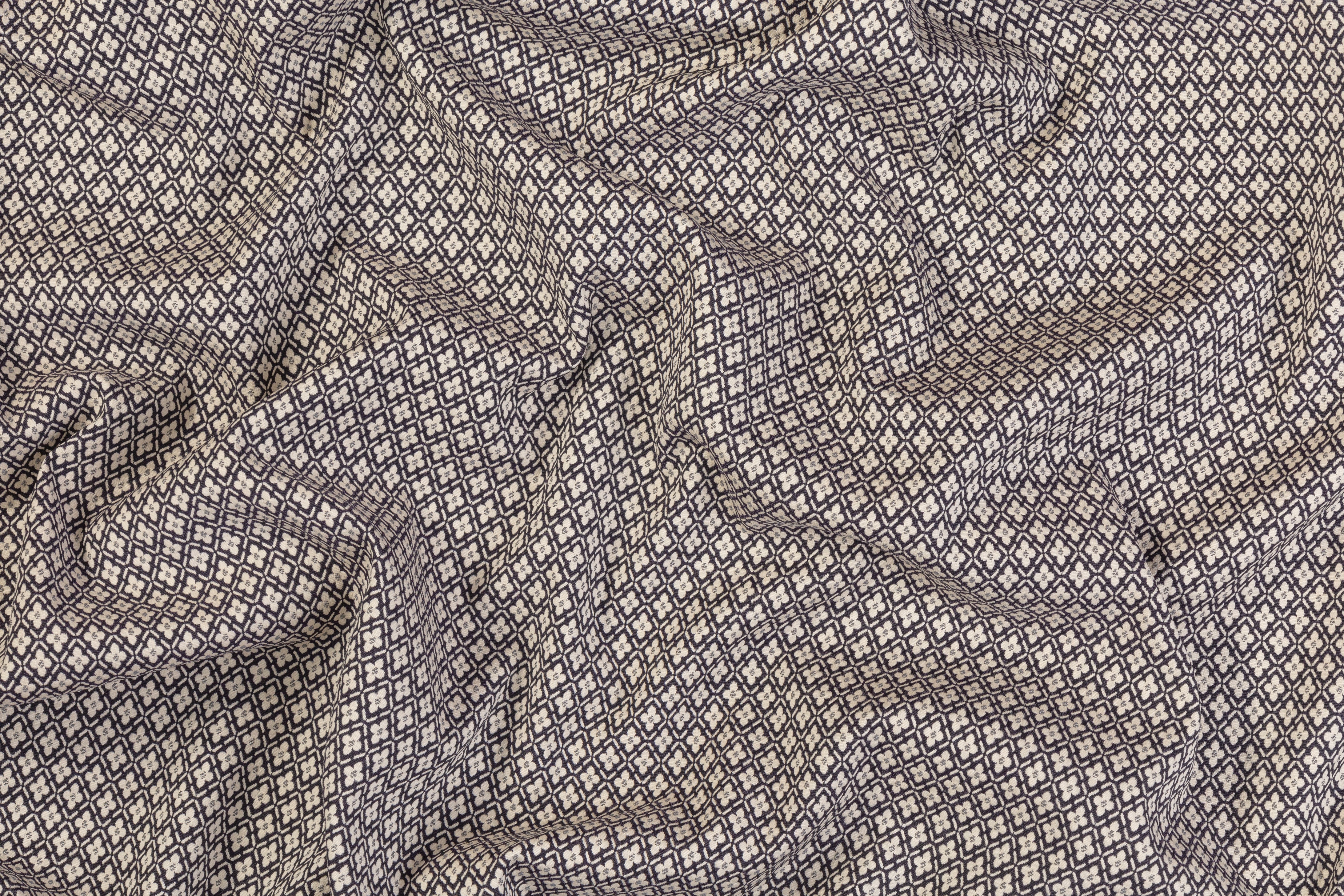 Diamond Clover Stretch Brocade - Gray / Stone