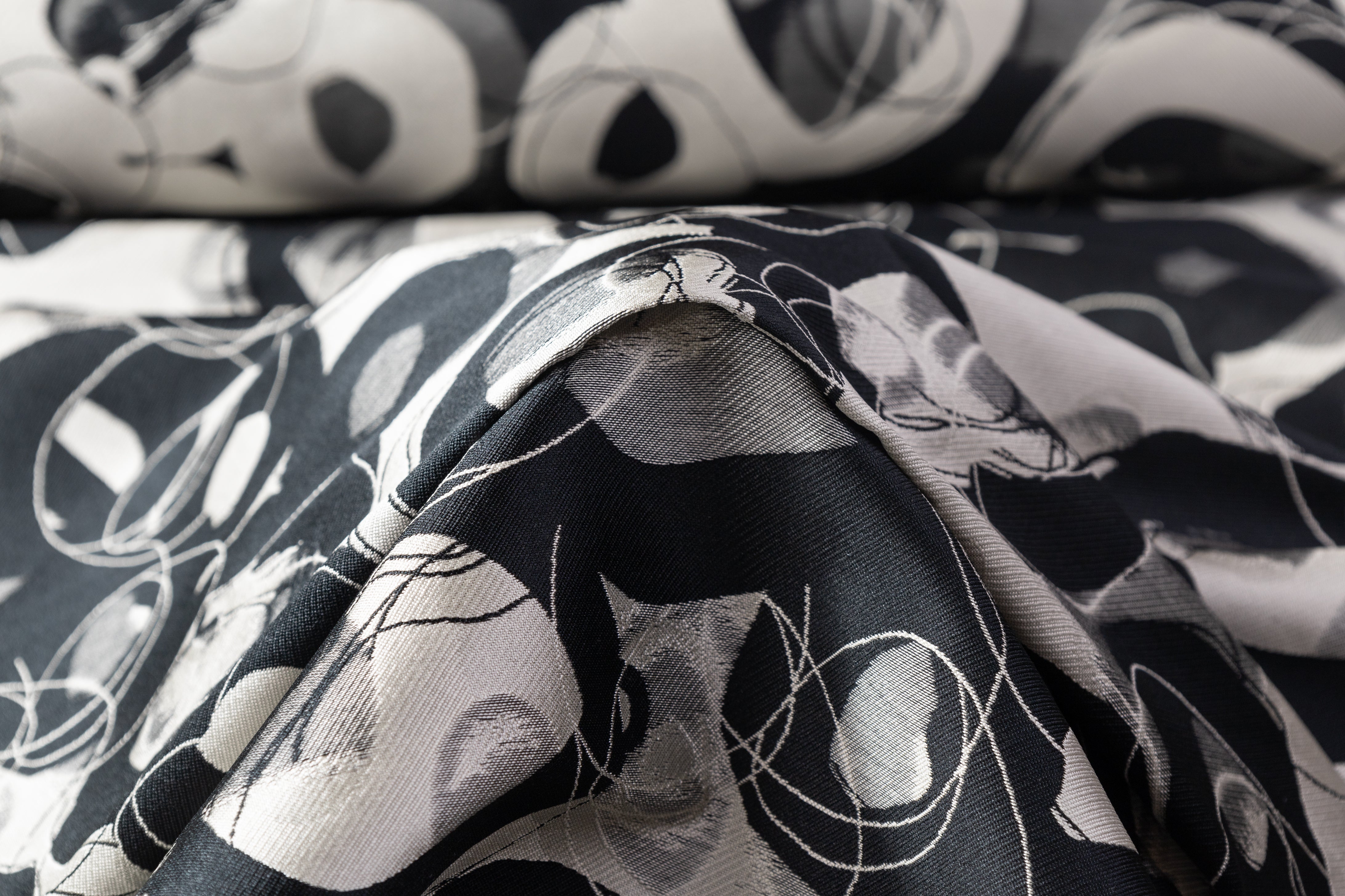 Double Faced Geometric Italian Brocade - Off White / Black