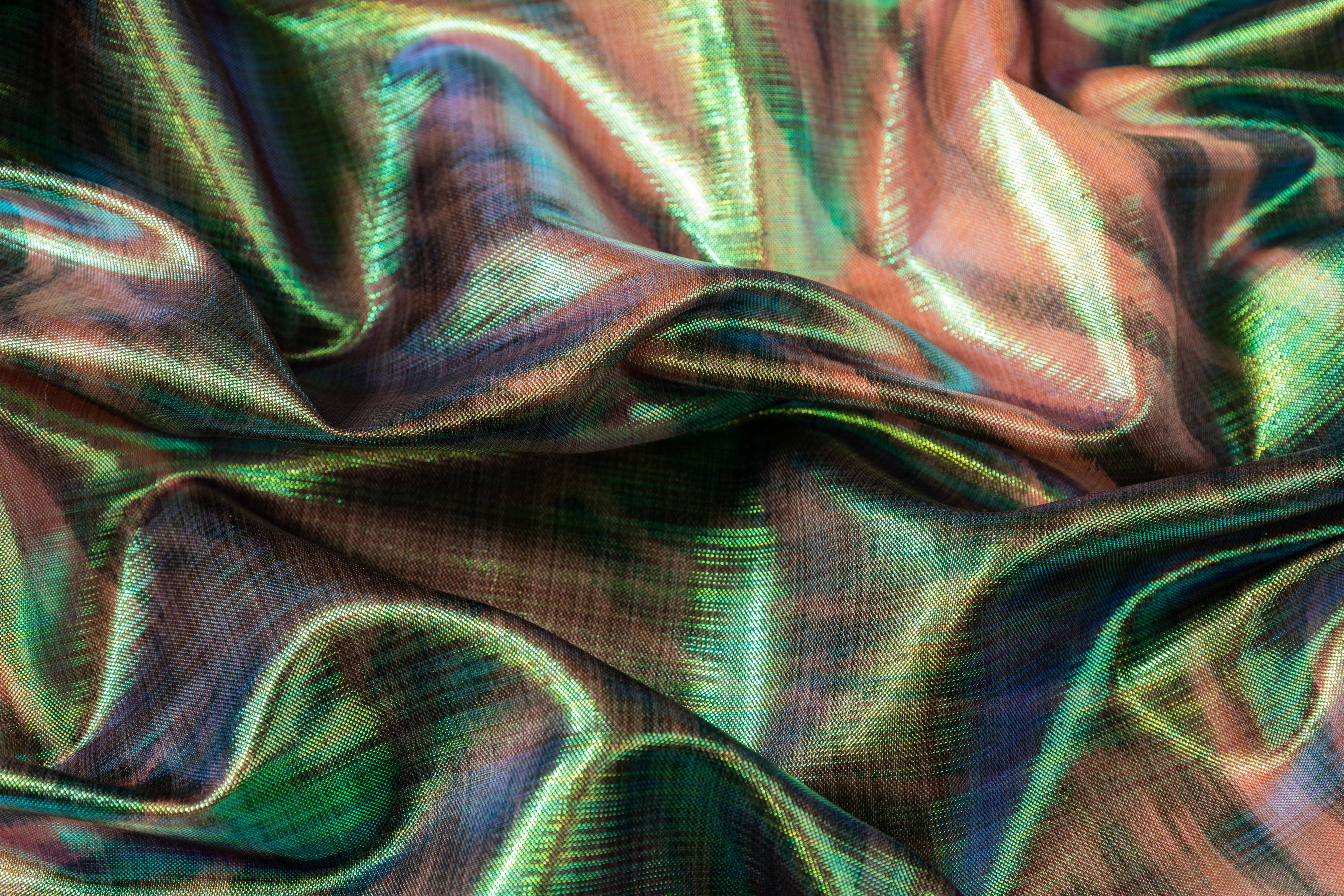 Iridescent Metallic Italian Chiné - Green / Peach