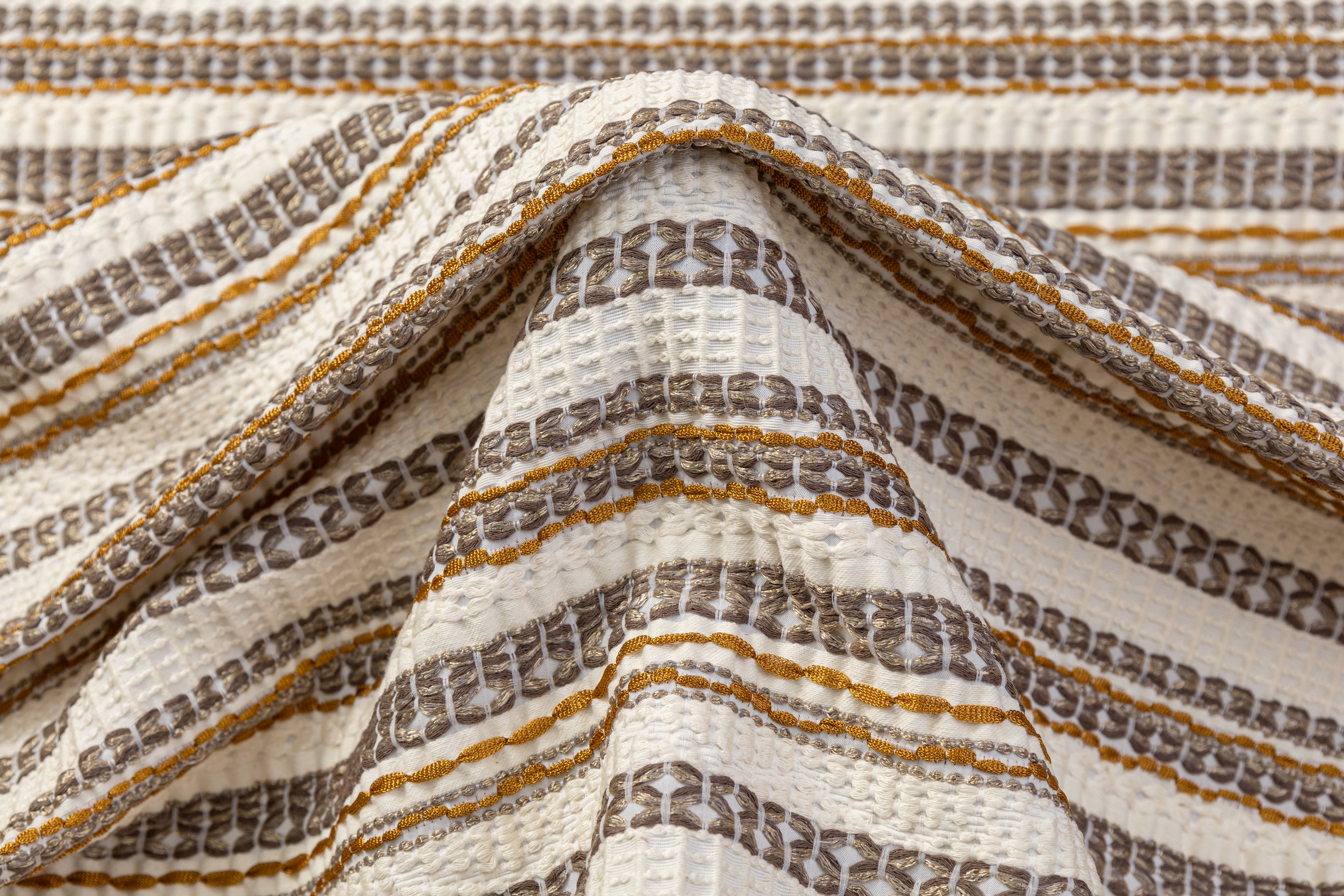 Italian Tweed Brocade - Off White / Gold