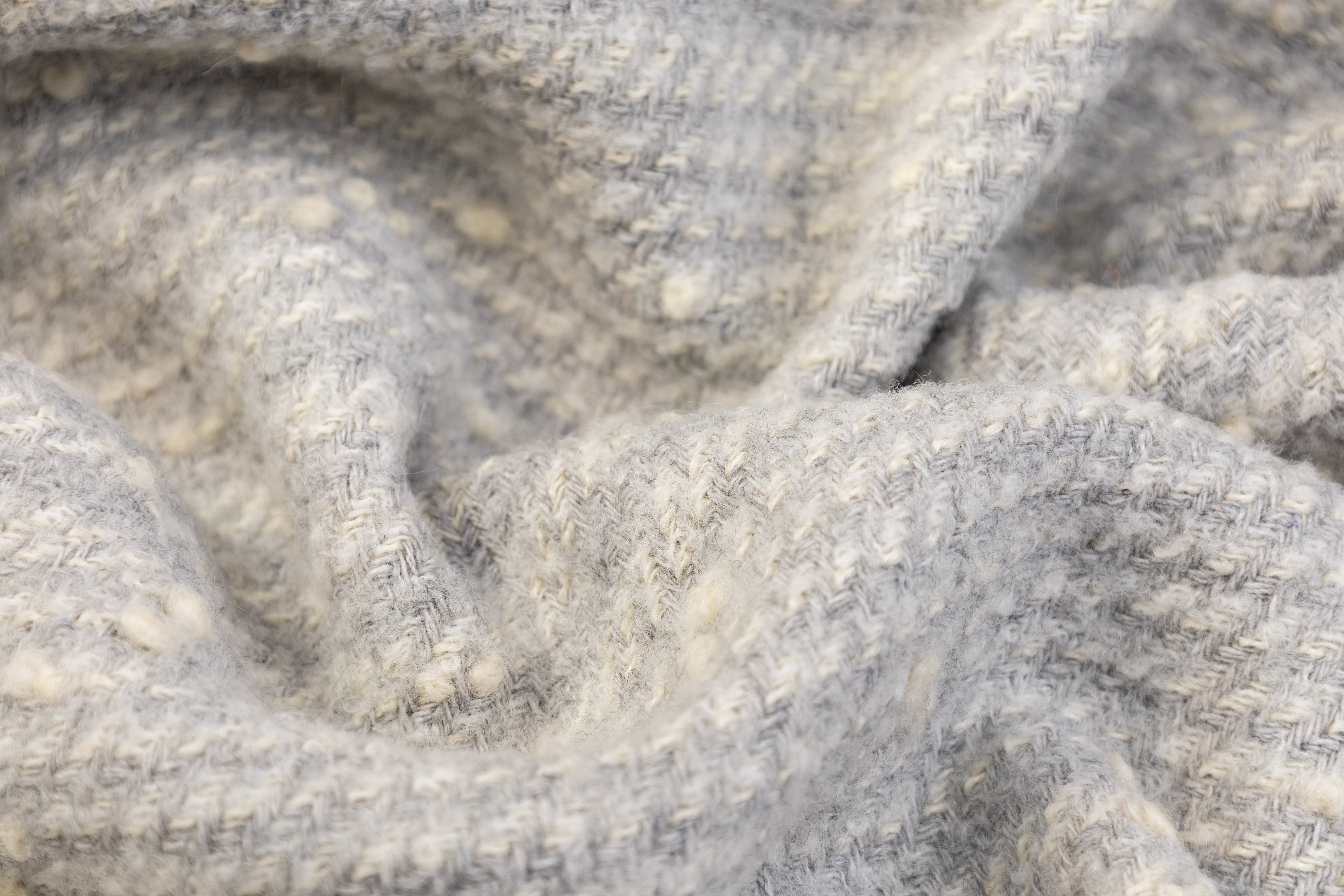 Wool Blend Tweed Boucle - Gray / Ivory