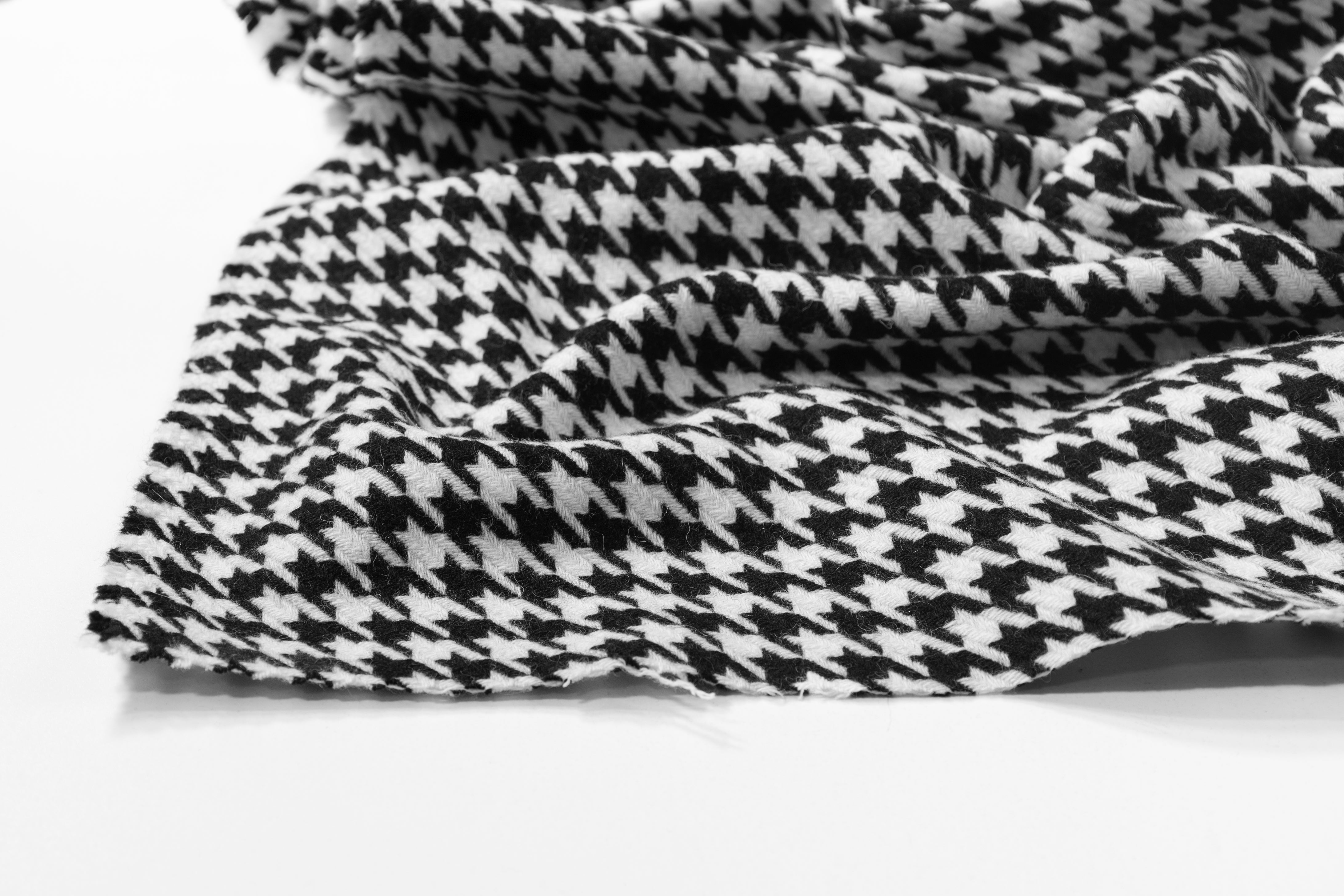 Houndstooth Italian Wool Nylon Coating - Black / White