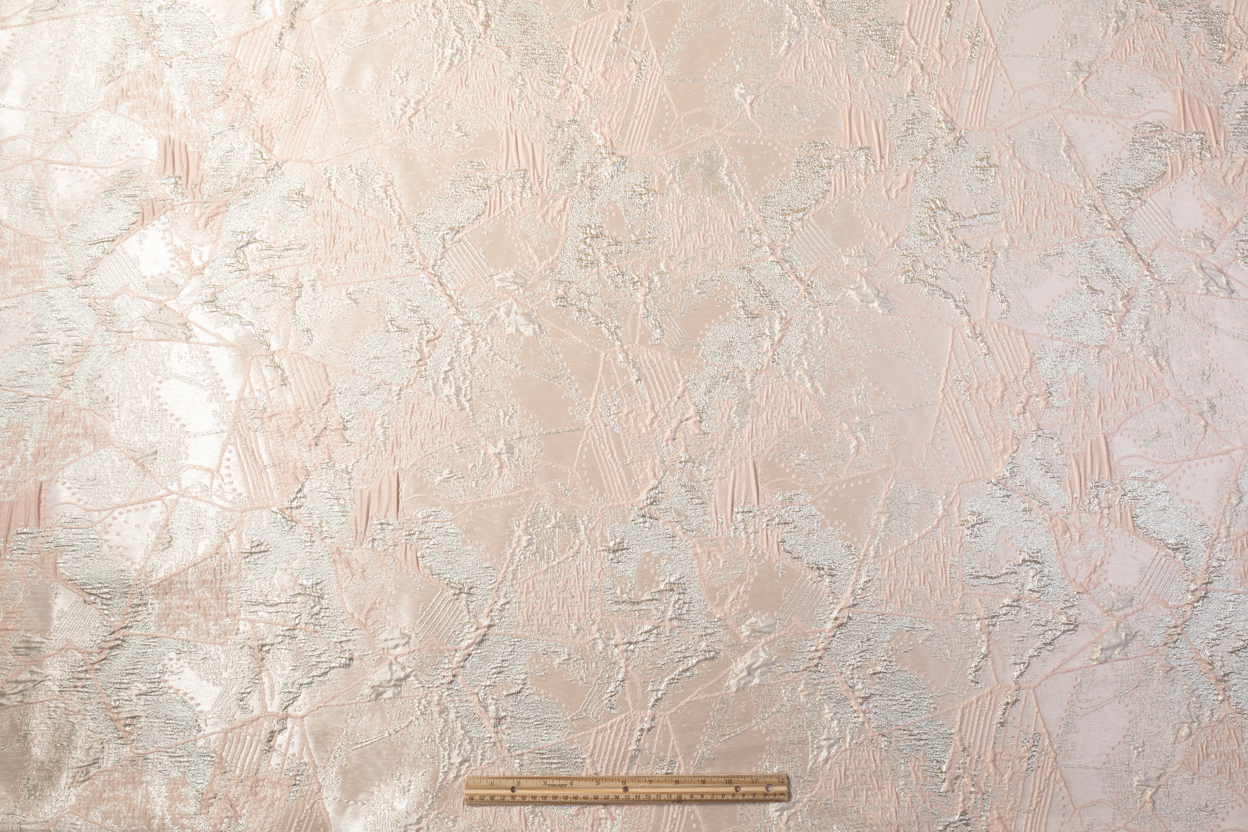 Abstract Metallic Cloqué Brocade - Pink / Platinum