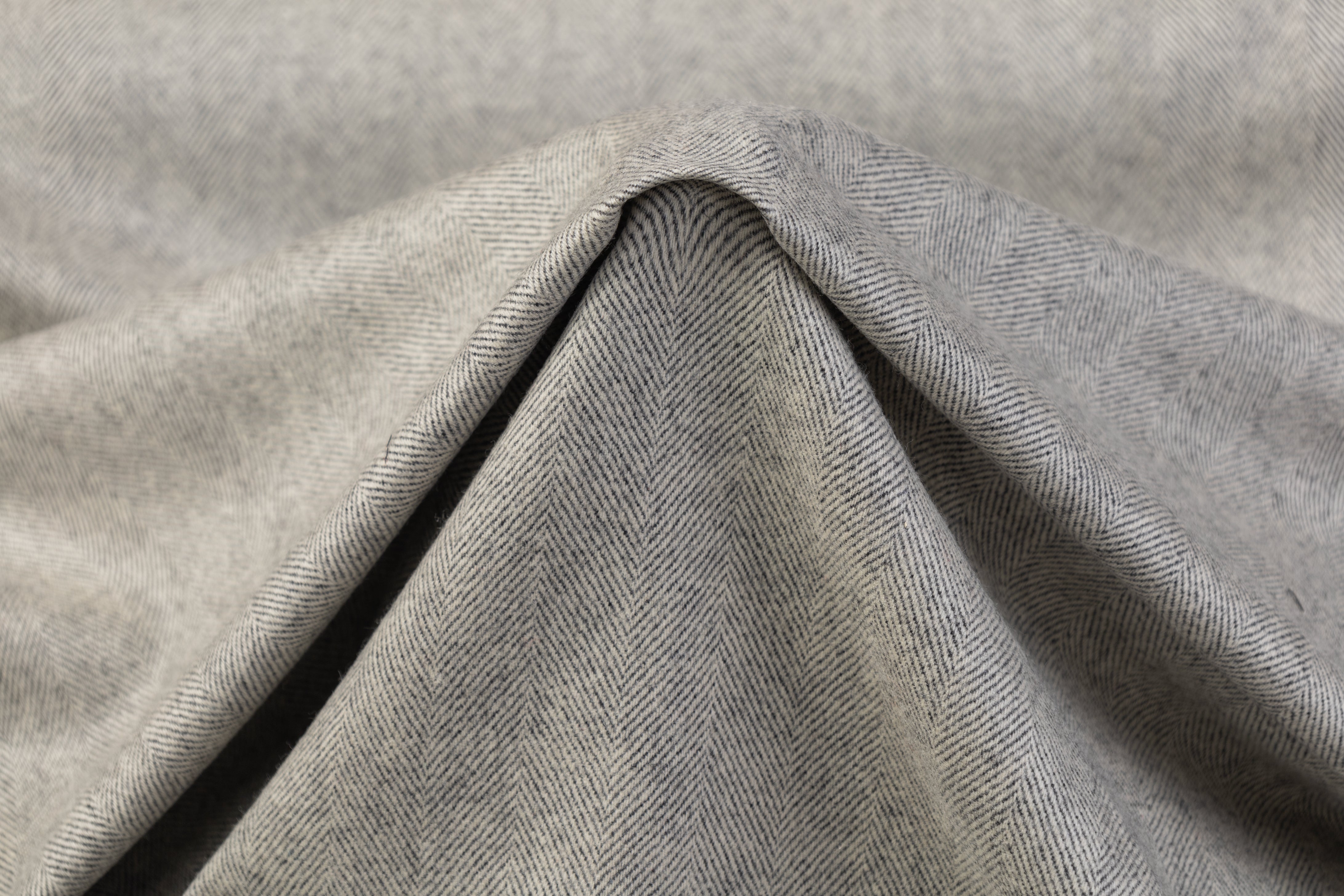 Double-Faced Herringbone Wool - Gray