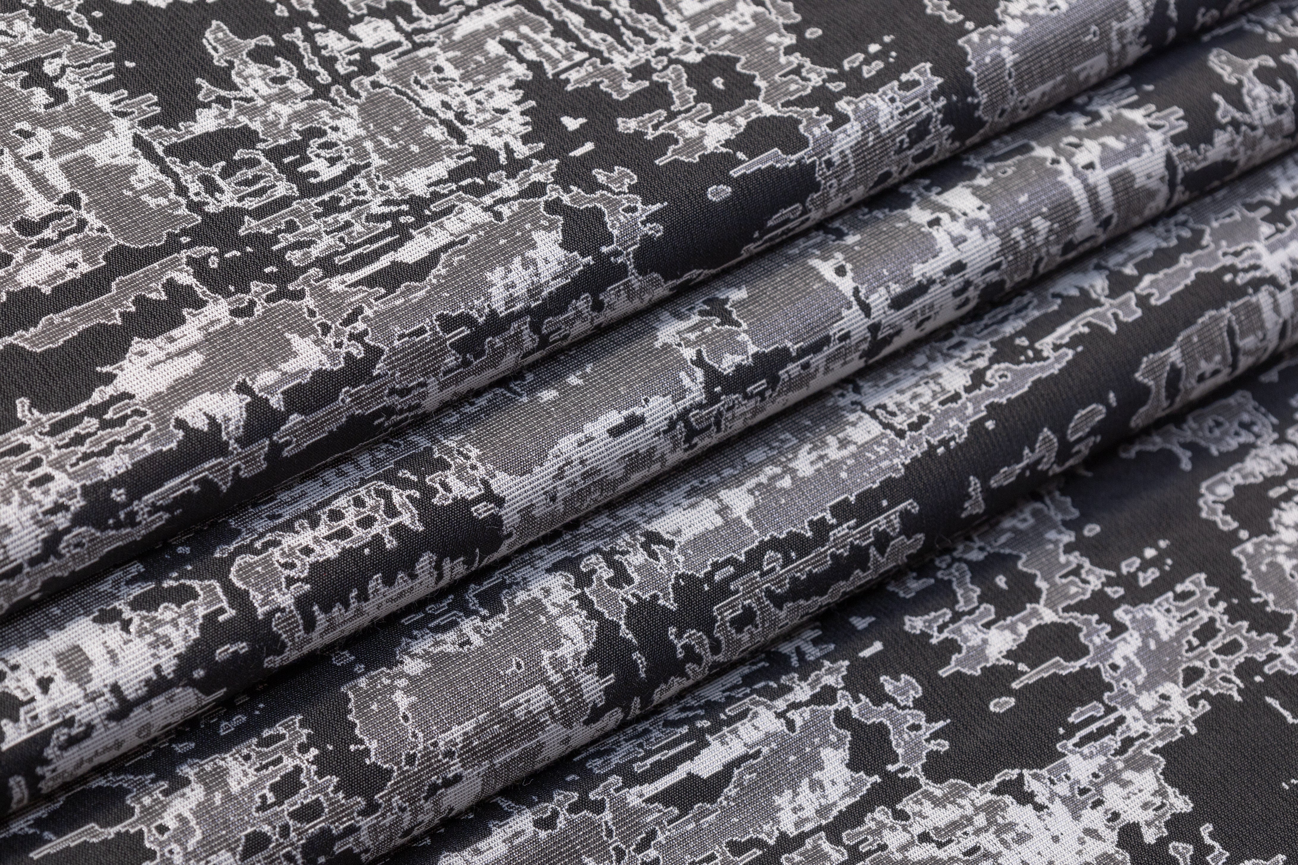 Camo Brocade - Black / Gray / White