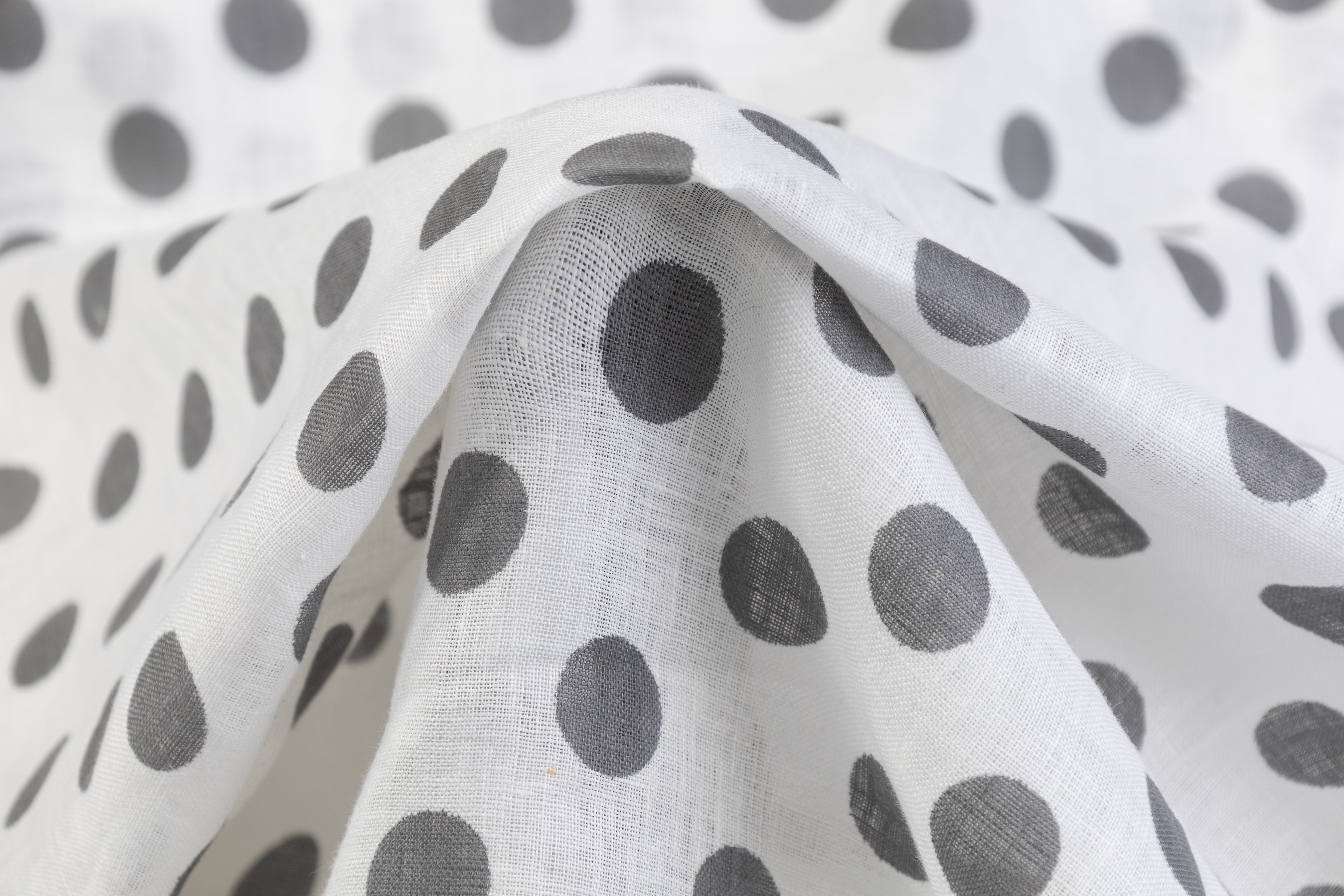 Dotted Italian Linen - Gray / White