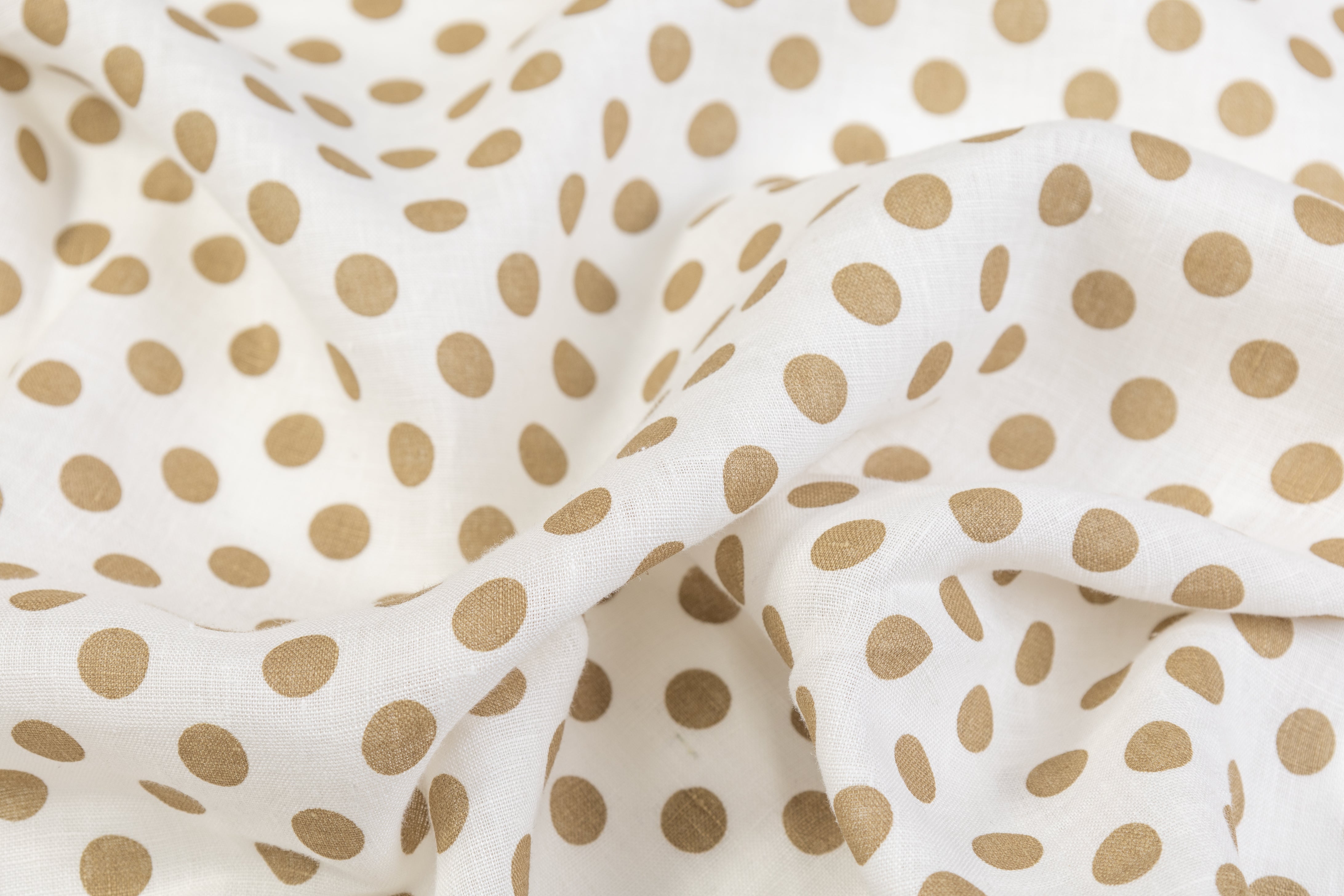 Polka Dot Printed Italian Linen - White / Brown