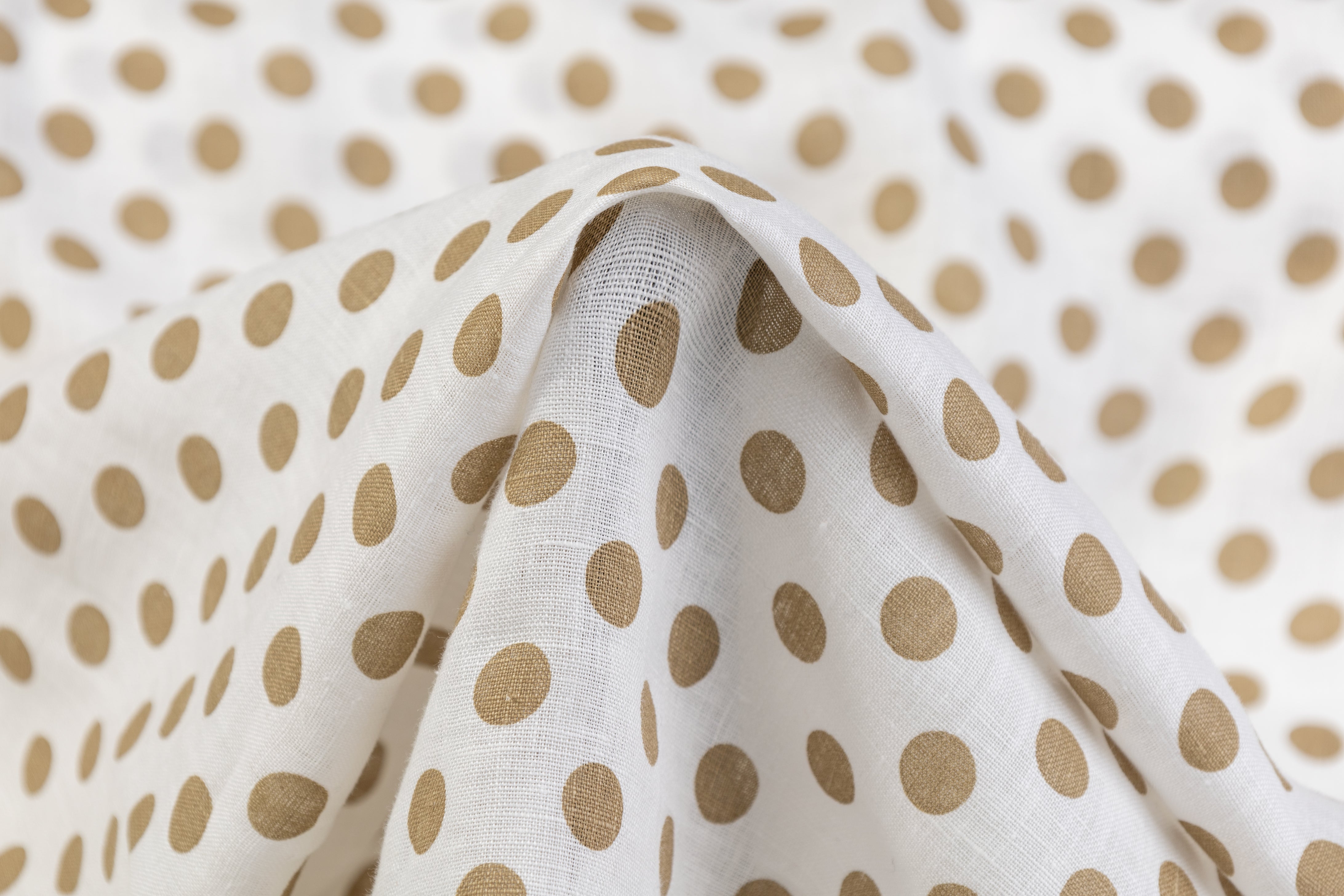 Polka Dot Printed Italian Linen - White / Brown