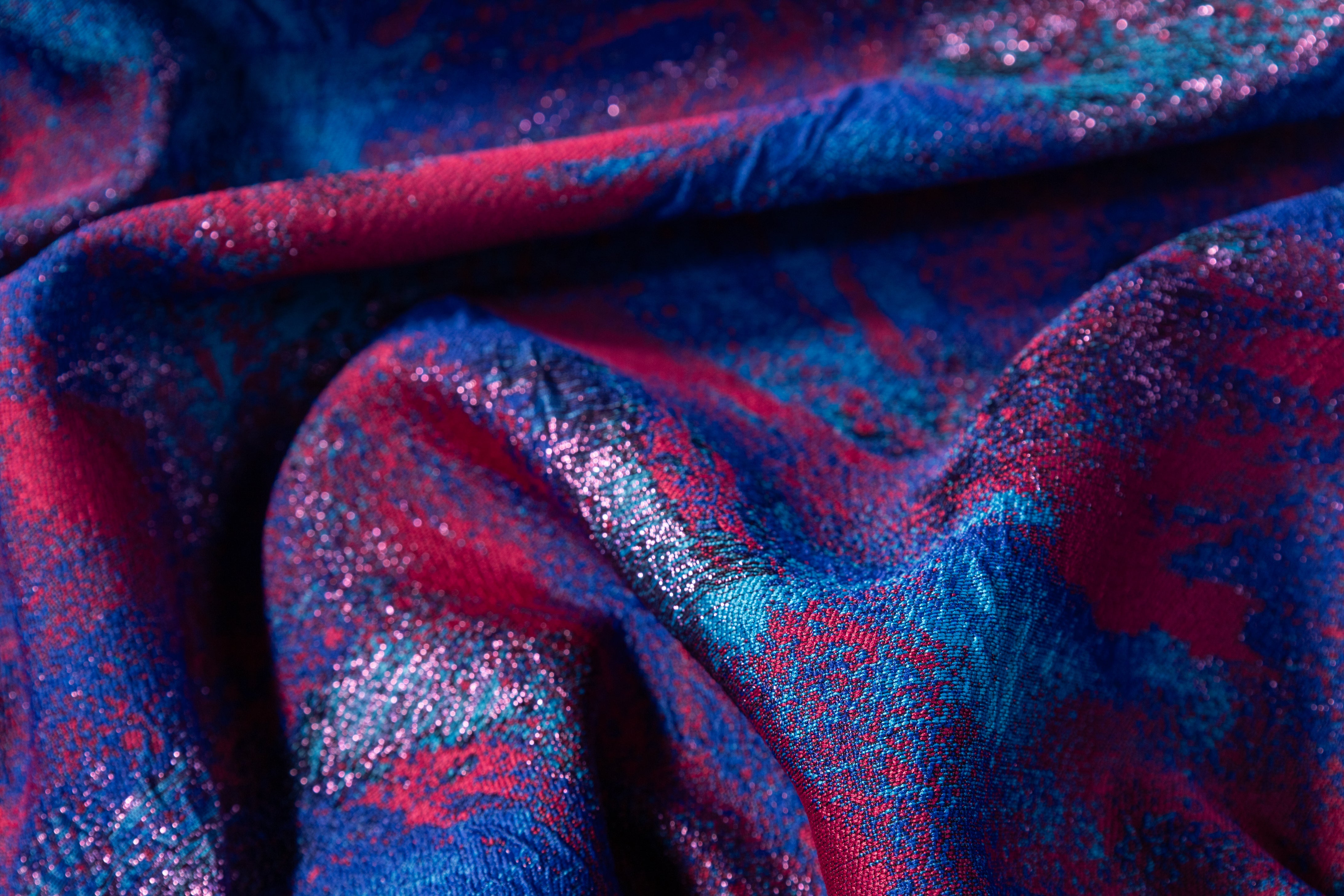 Abstract Metallic Cloqué Brocade - Blue / Raspberry