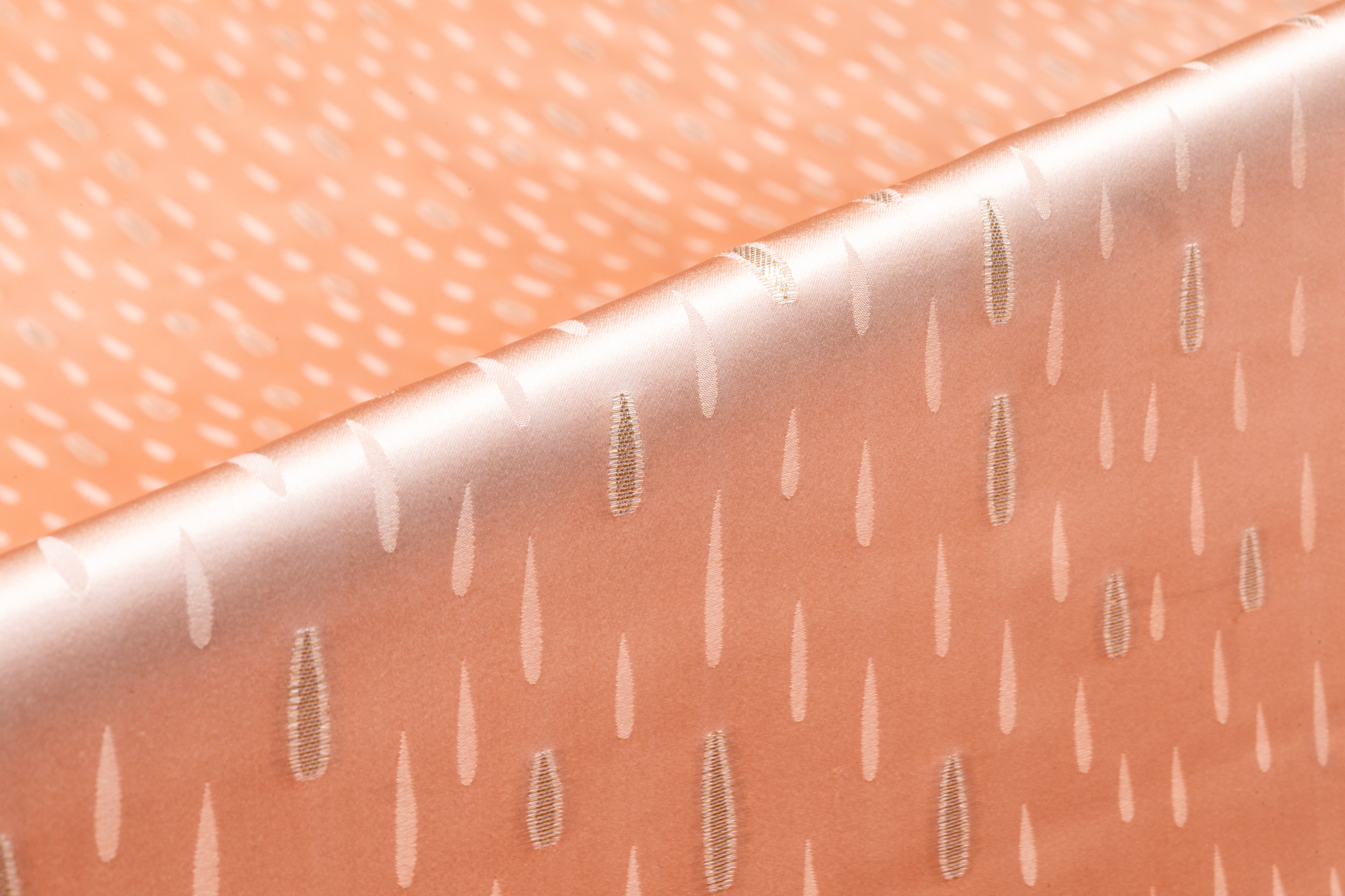 Tear Drop Metallic Italian Silk Jacquard - Blush / Gold