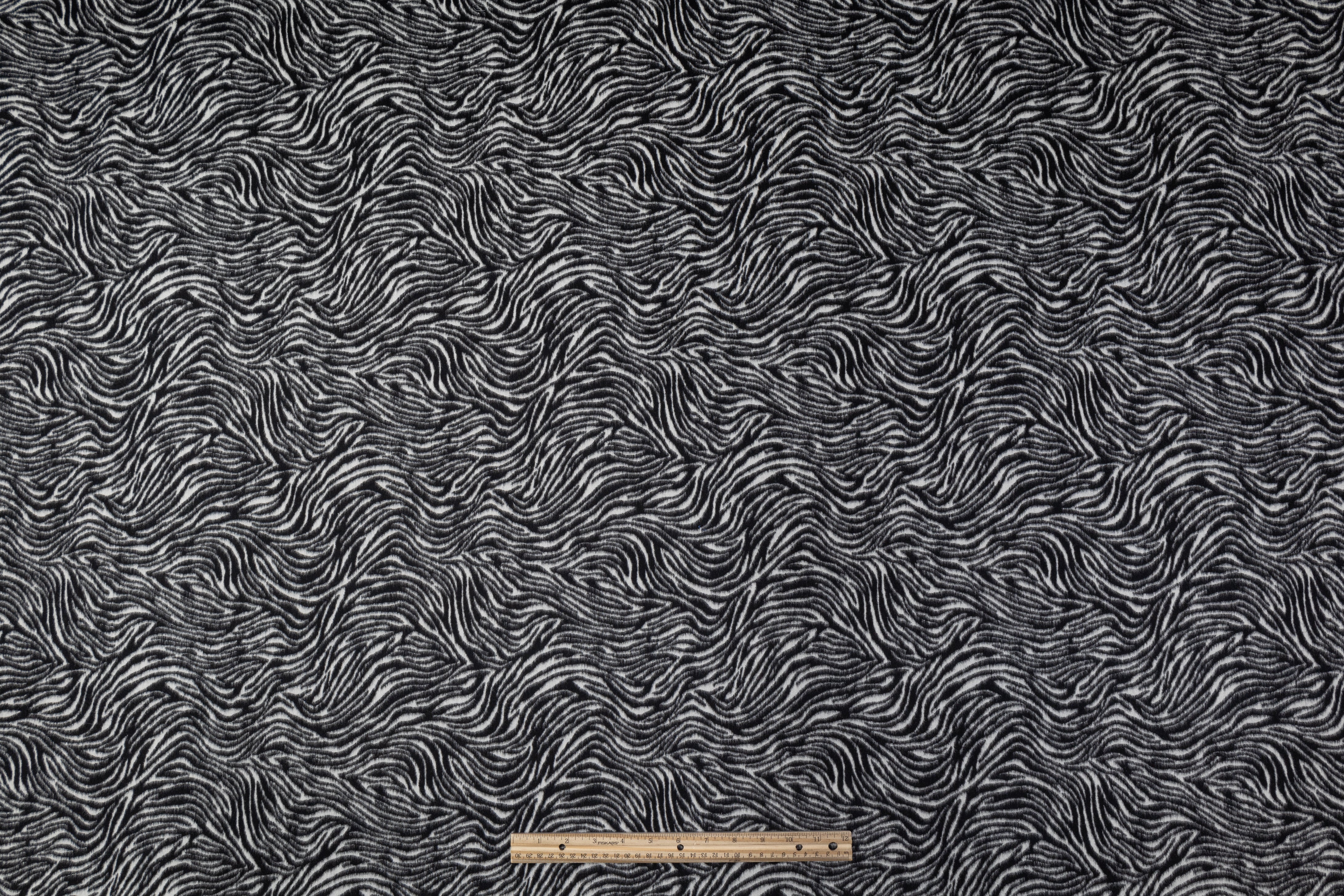 Italian Wool Jacquard - Black / White