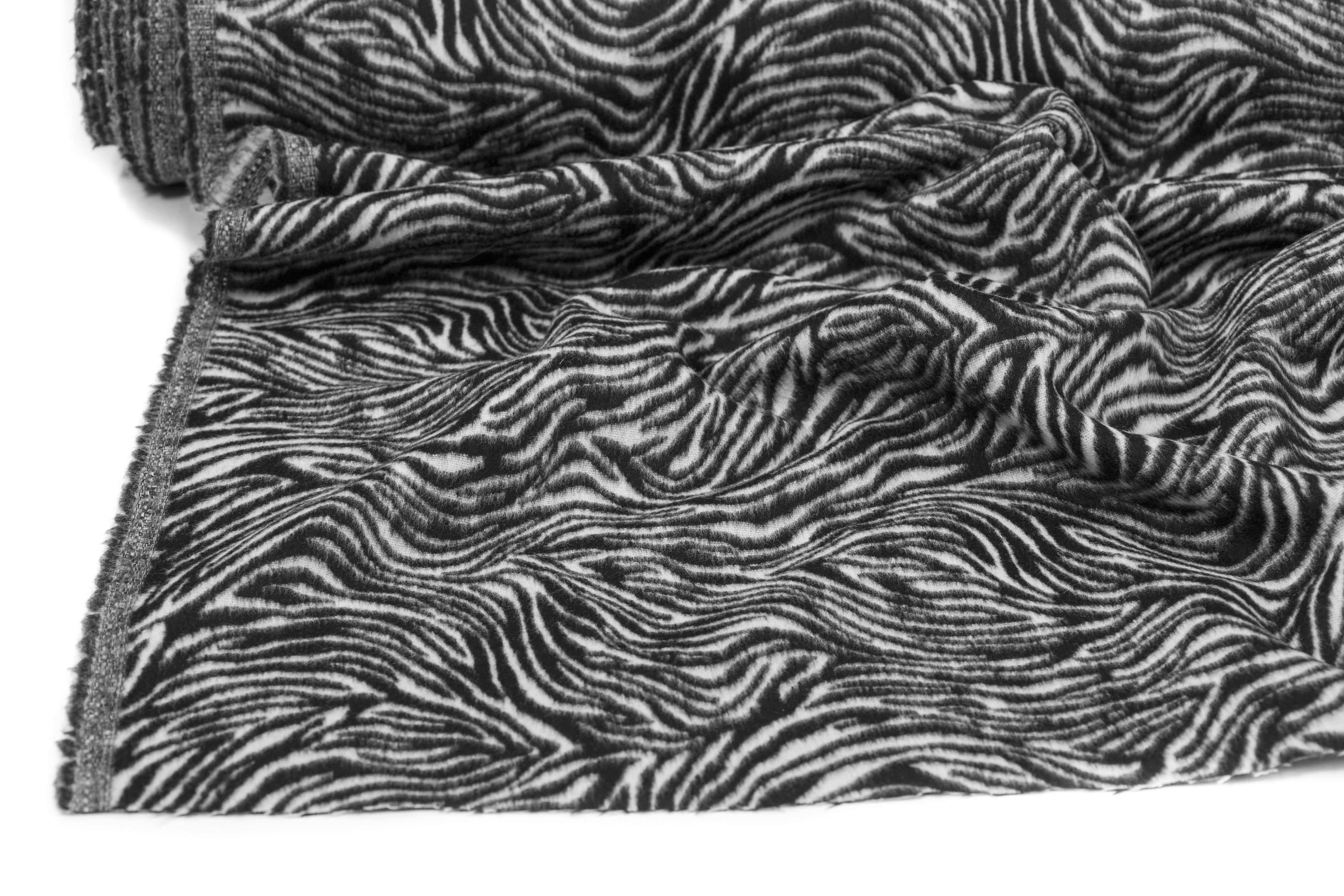 Italian Wool Jacquard - Black / White