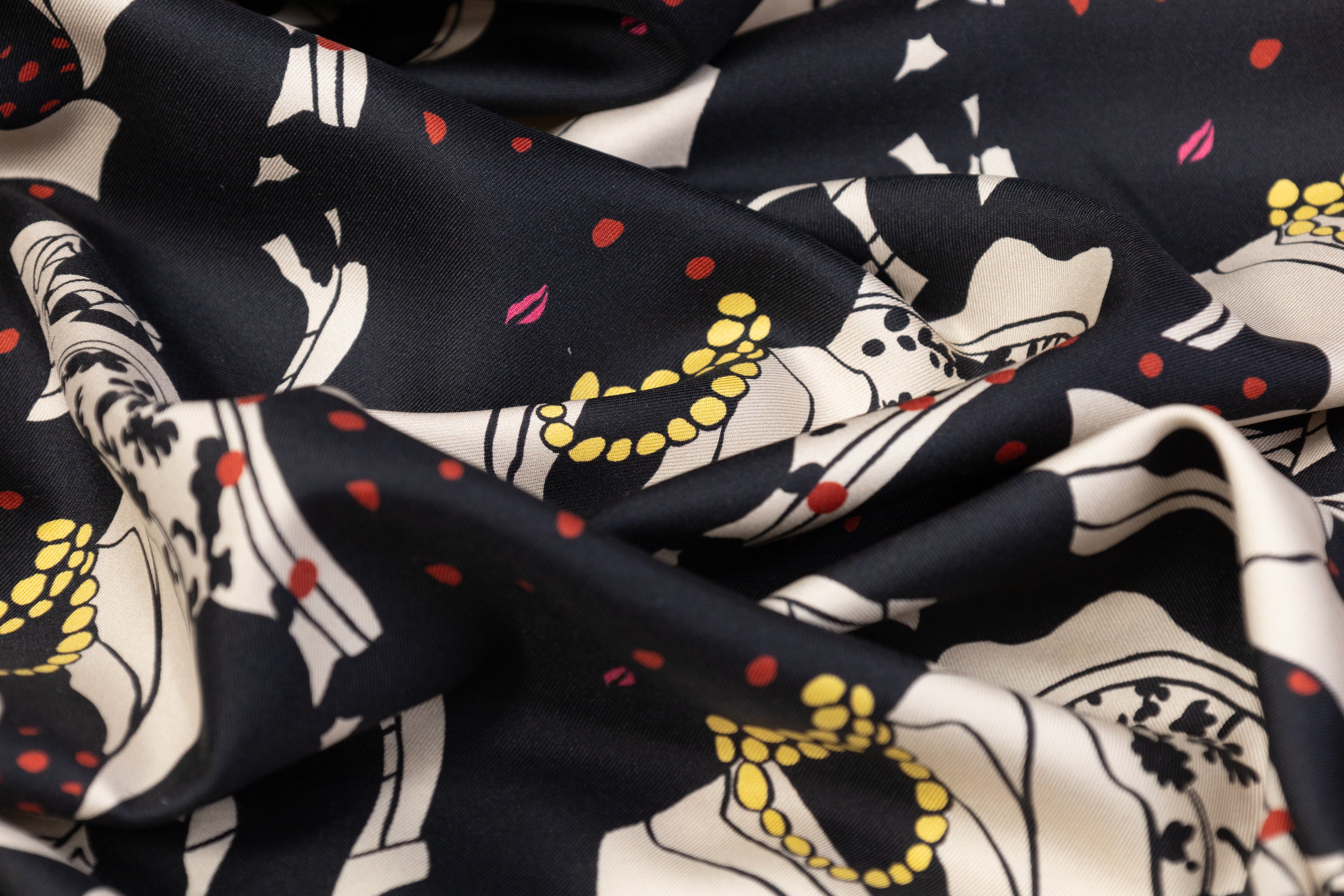 Emanuel Ungaro - Abstract Silk Twill - Black / Ivory