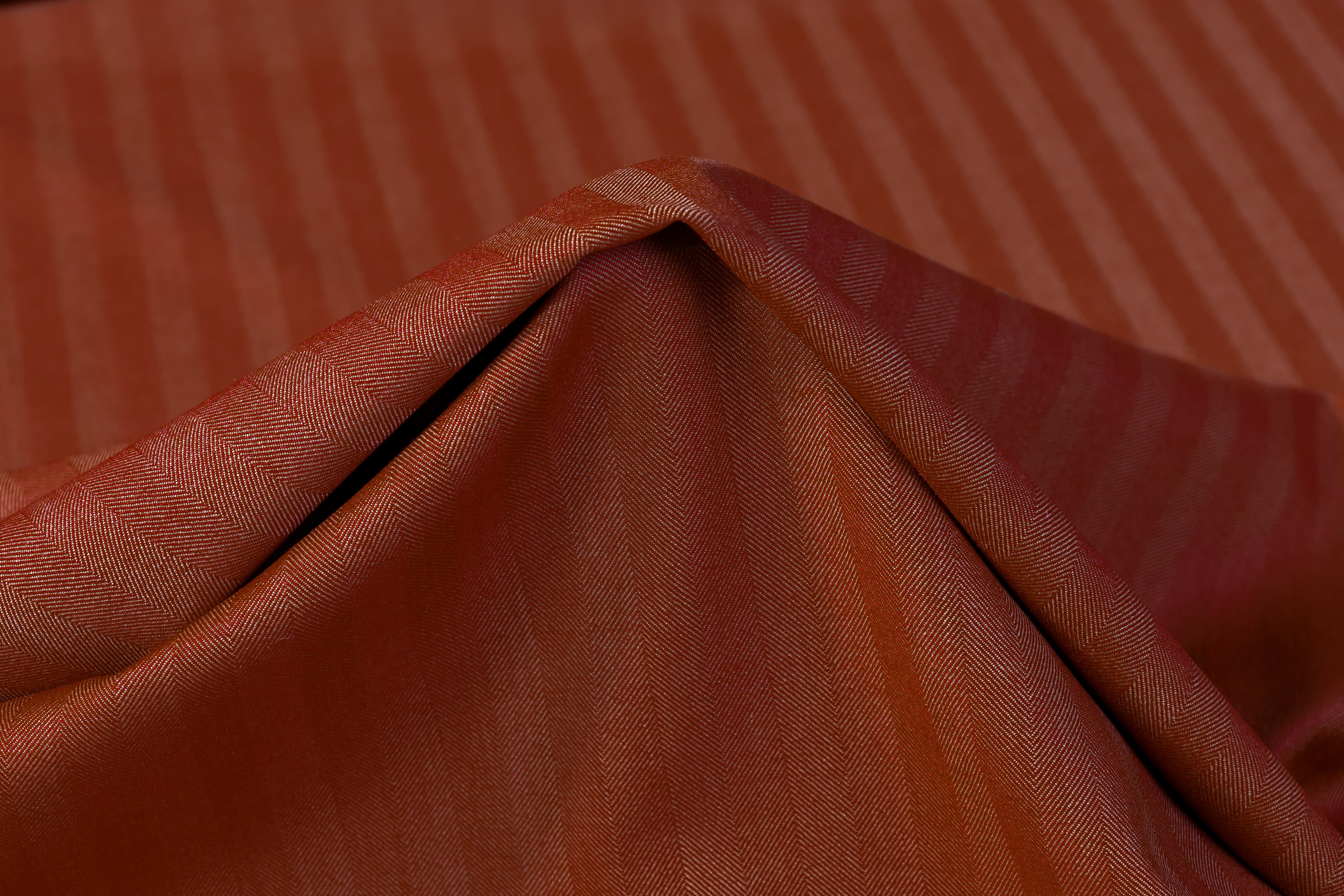 Iridescent Herringbone Italian Wool Suiting - Fire Rust