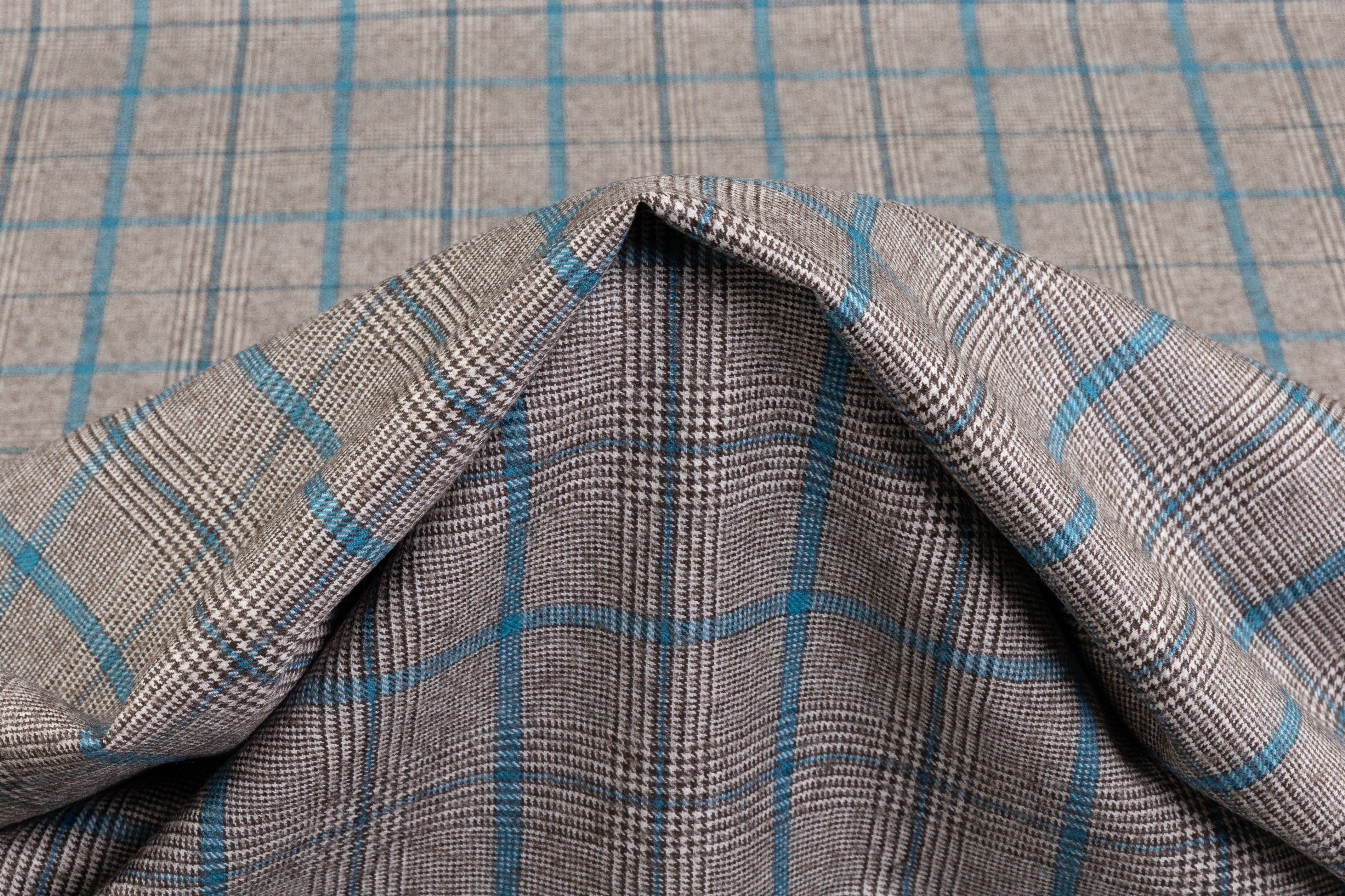 Carnet - Checked Italian Wool Suiting - Blue / Gray / Brown