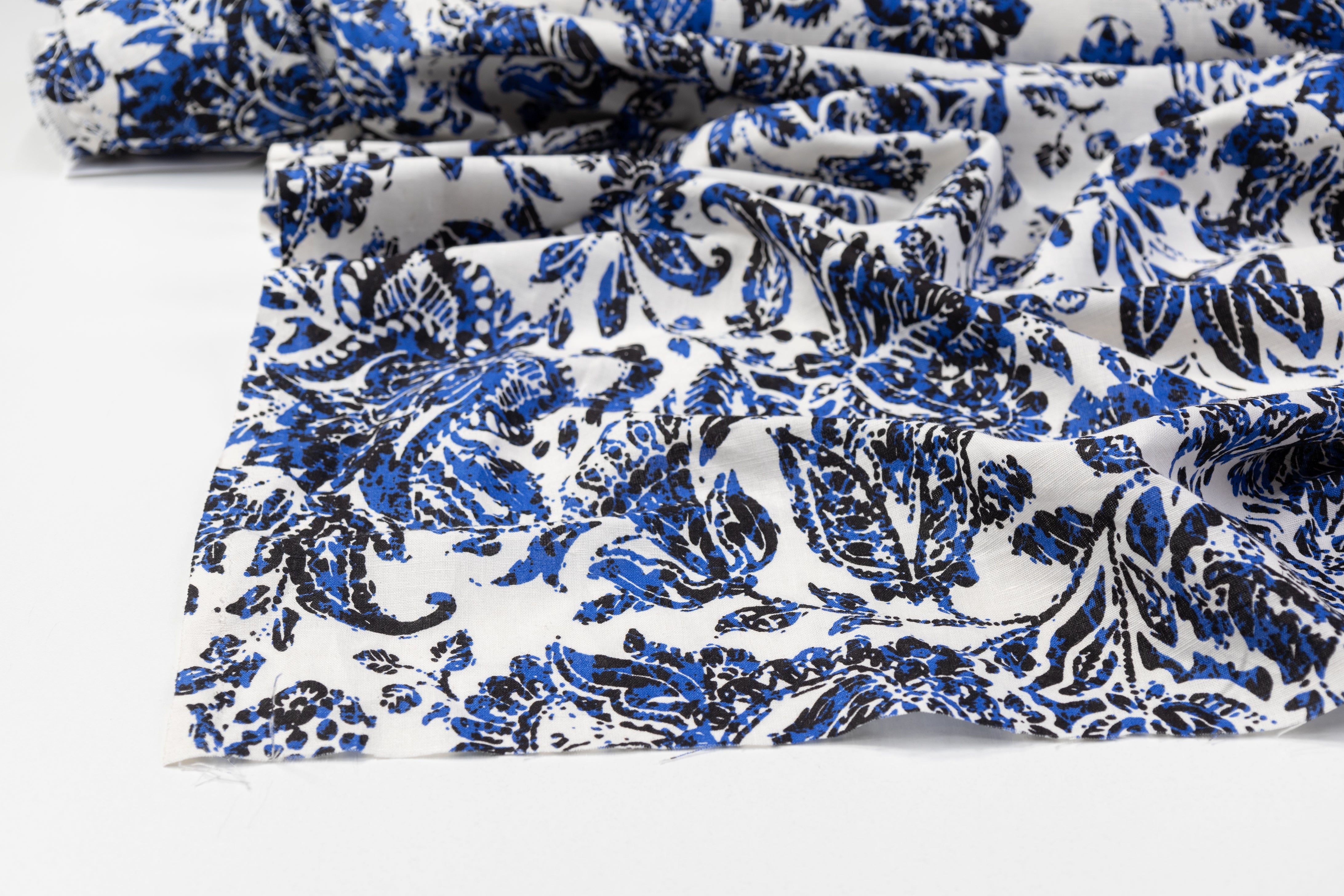 Floral Italian Linen - Blue / White