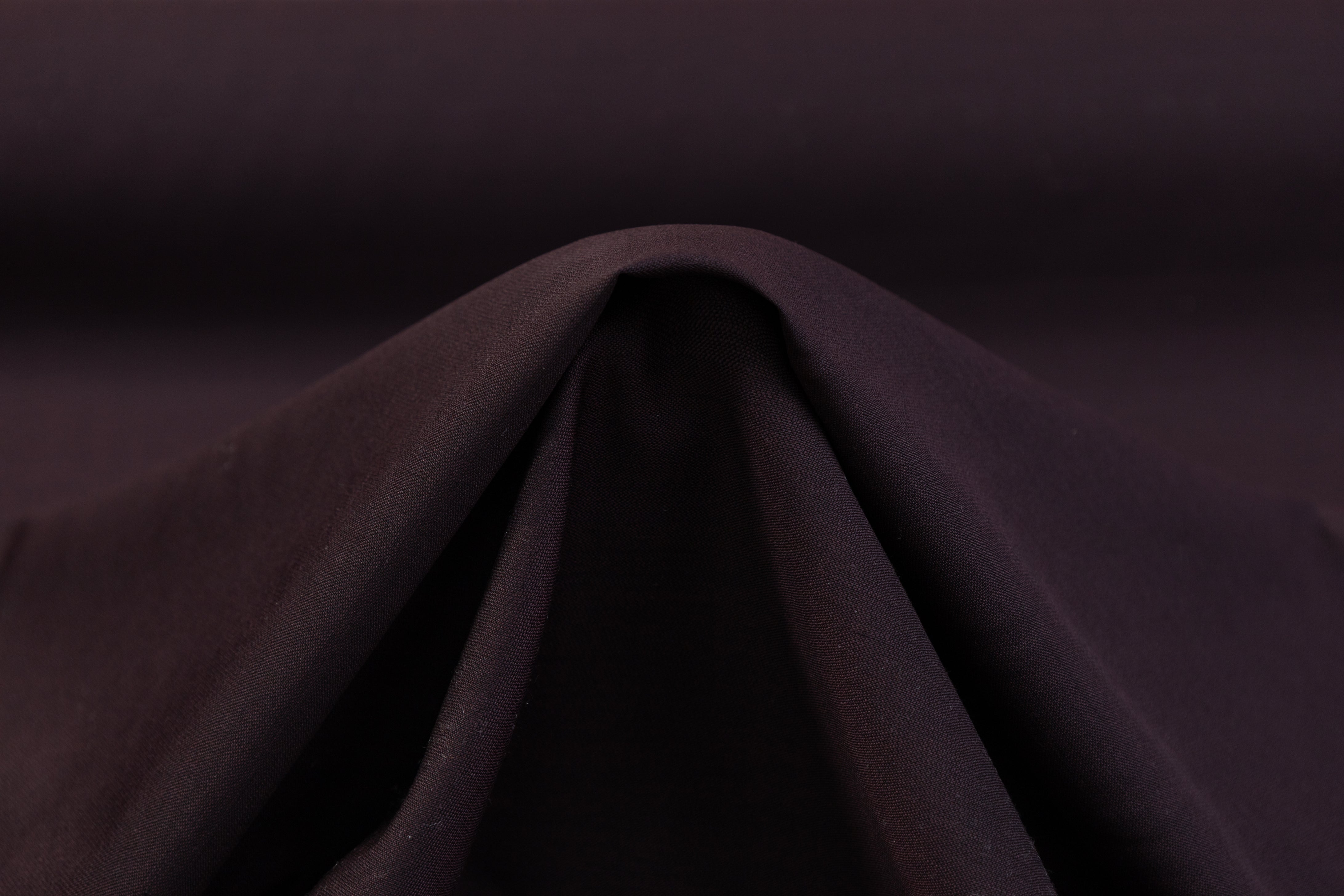 Two-tone Italian Wool Suiting - Burgundy / Black