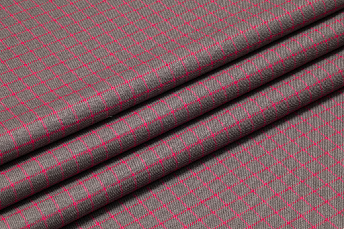 Checked Italian Wool Suiting - Gray / Pink