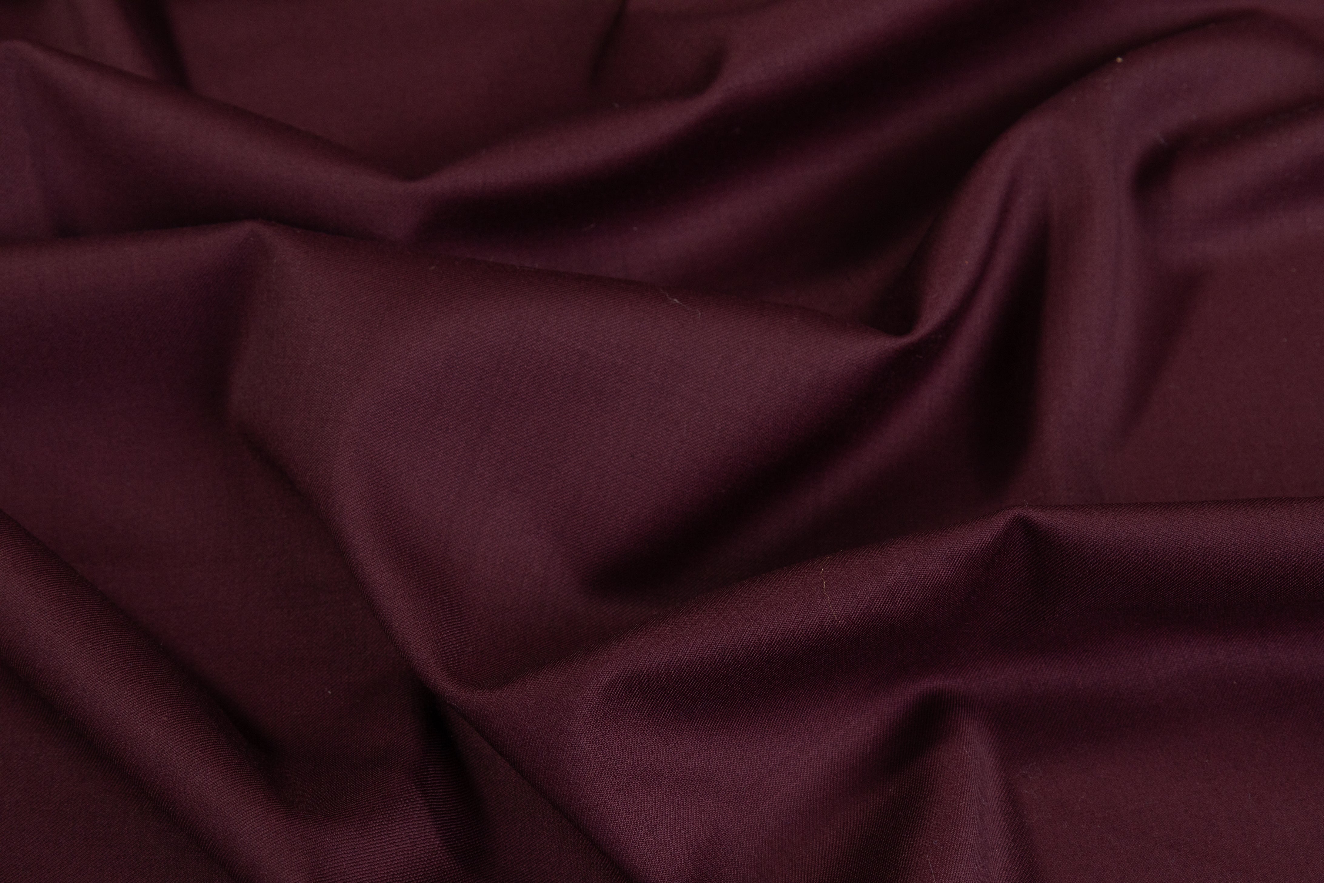 Super 130s Italian Wool Suiting - Burgundy