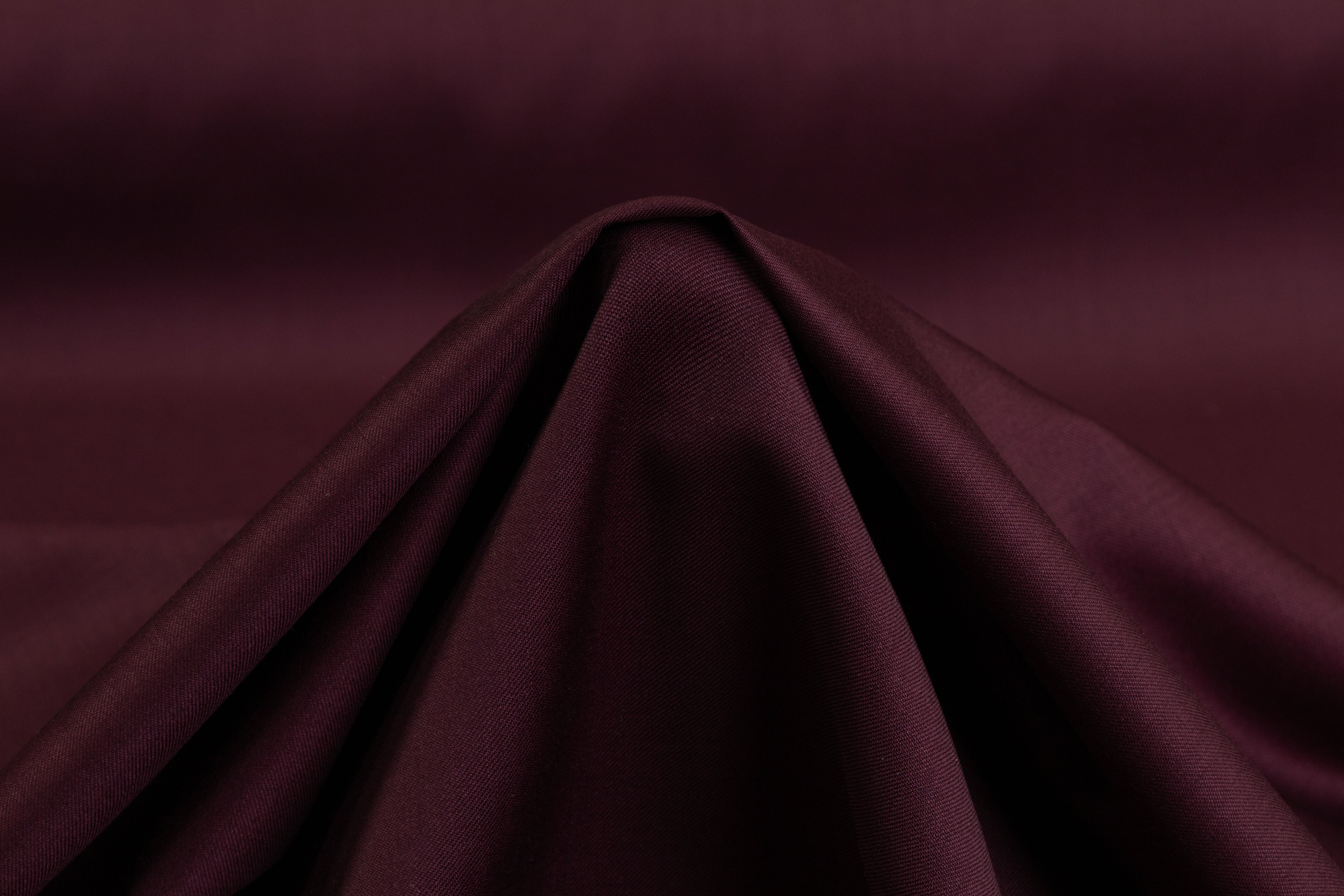 Super 130s Italian Wool Suiting - Burgundy