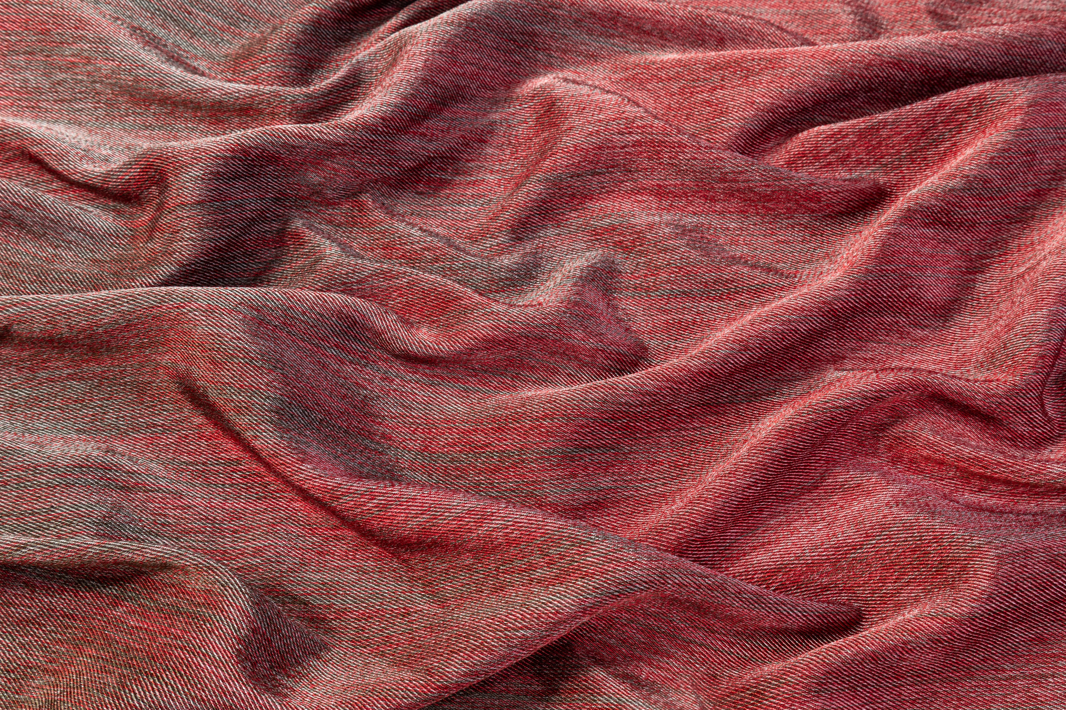 Two-Tone Italian Silk Blend Satin Back Twill - Red / Green