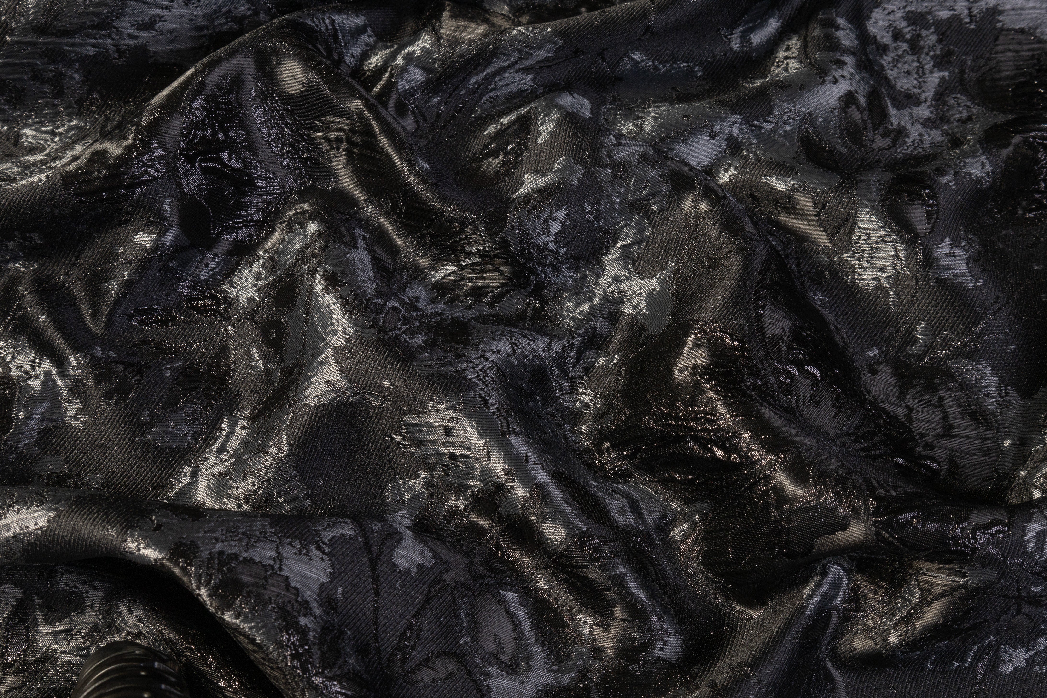 Floral Metallic Cloqué Brocade - Black / Gray