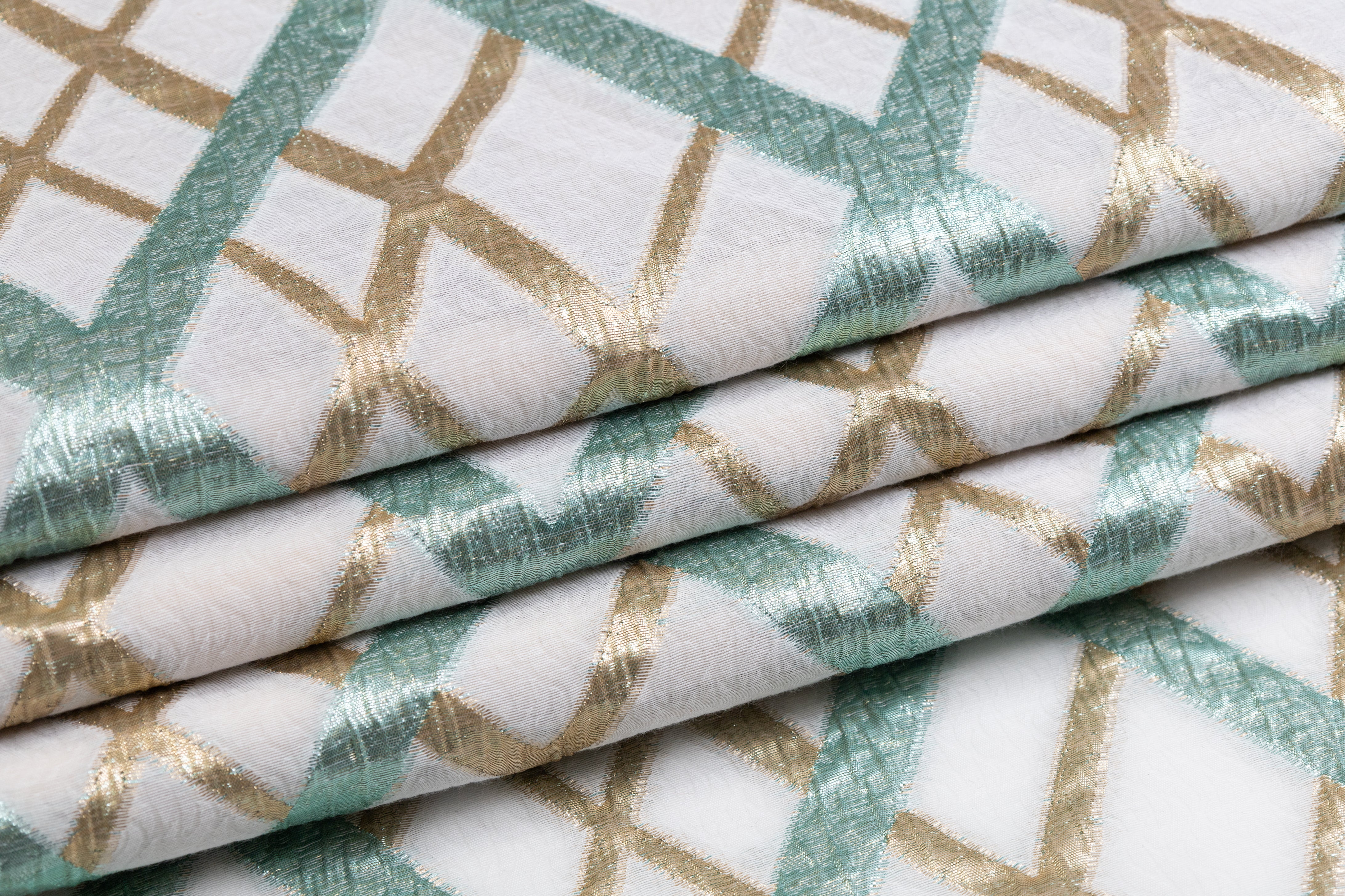 Metallic Fil Coupé - Green / Gold / White