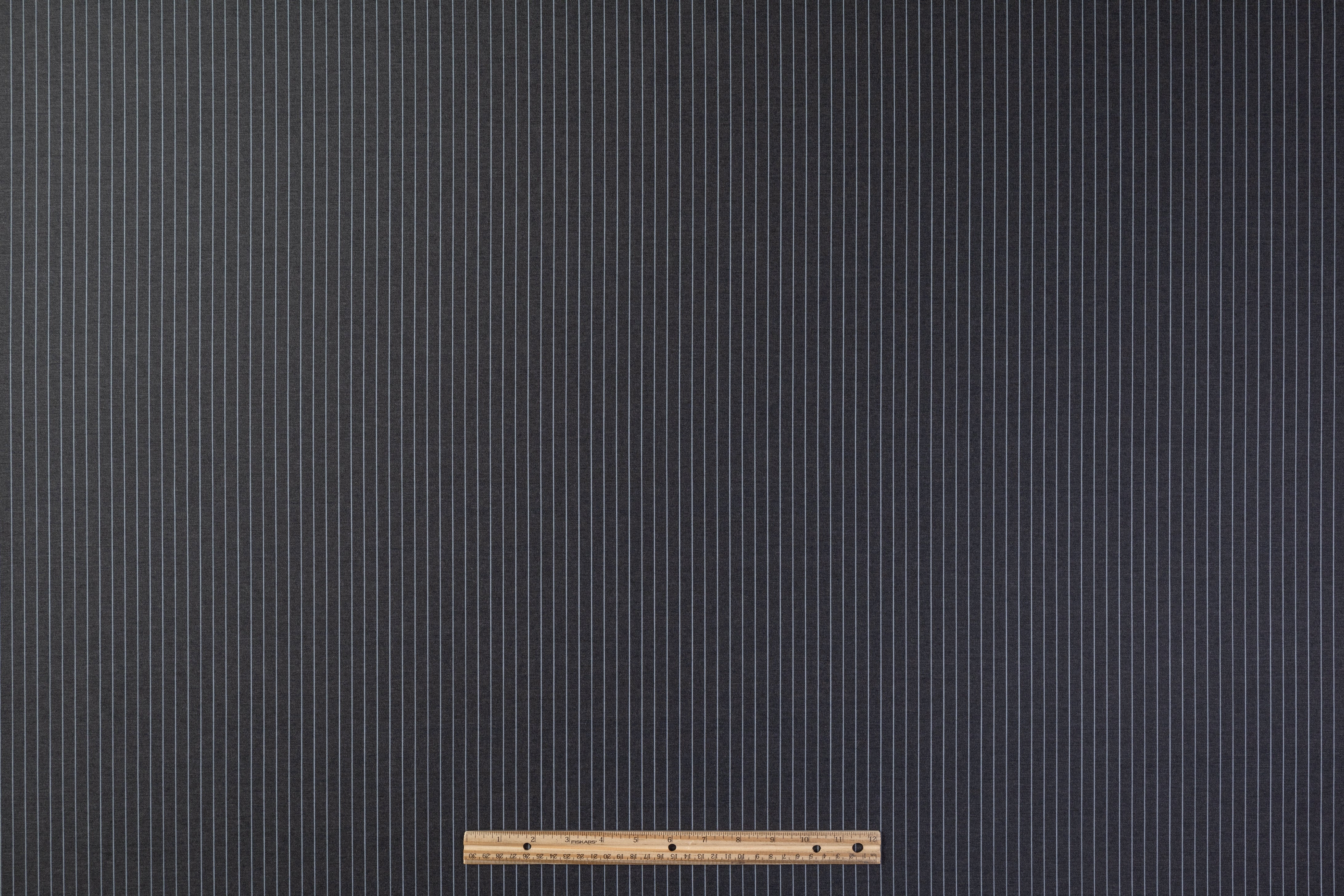 Reda - Pin Striped Super 130s Wool Cashmere Suiting - Charcoal Gray / Blue