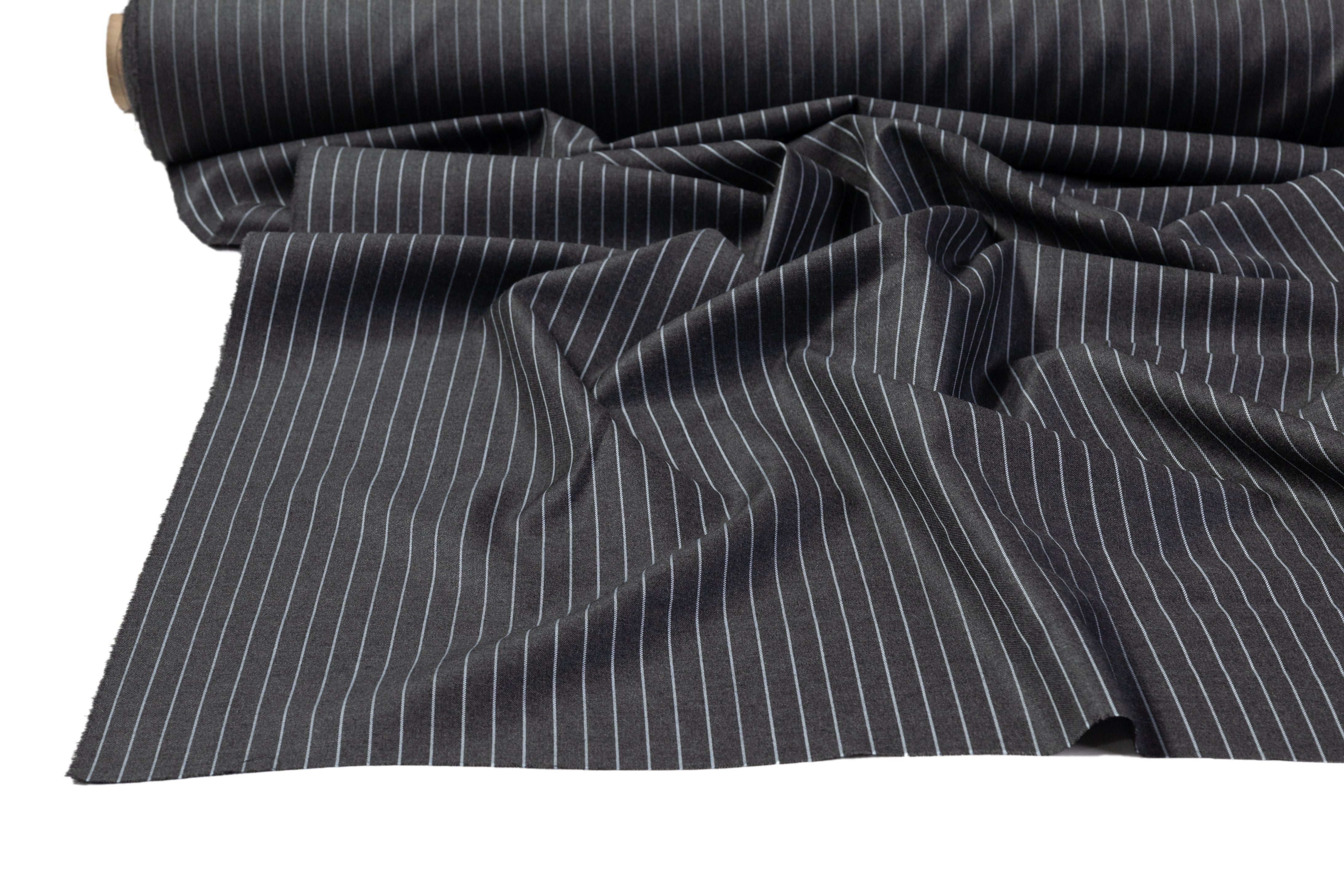 Reda - Pin Striped Super 130s Wool Cashmere Suiting - Charcoal Gray / Blue