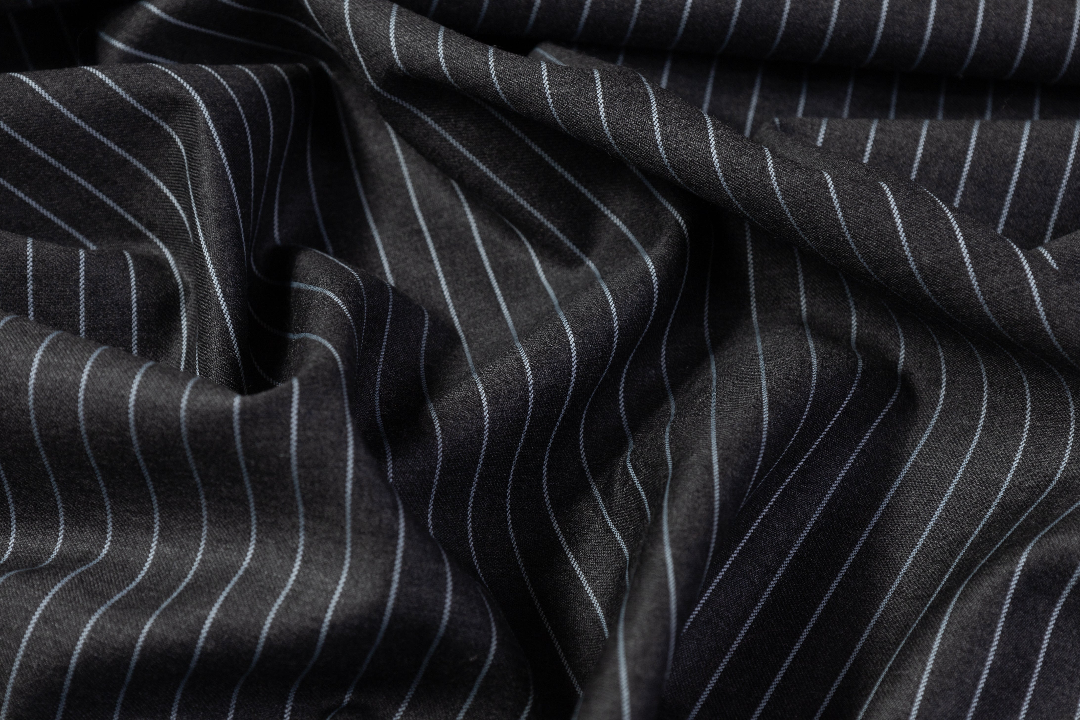 Reda - Pin Striped Super 130s Wool Cashmere Suiting - Charcoal Gray / Blue