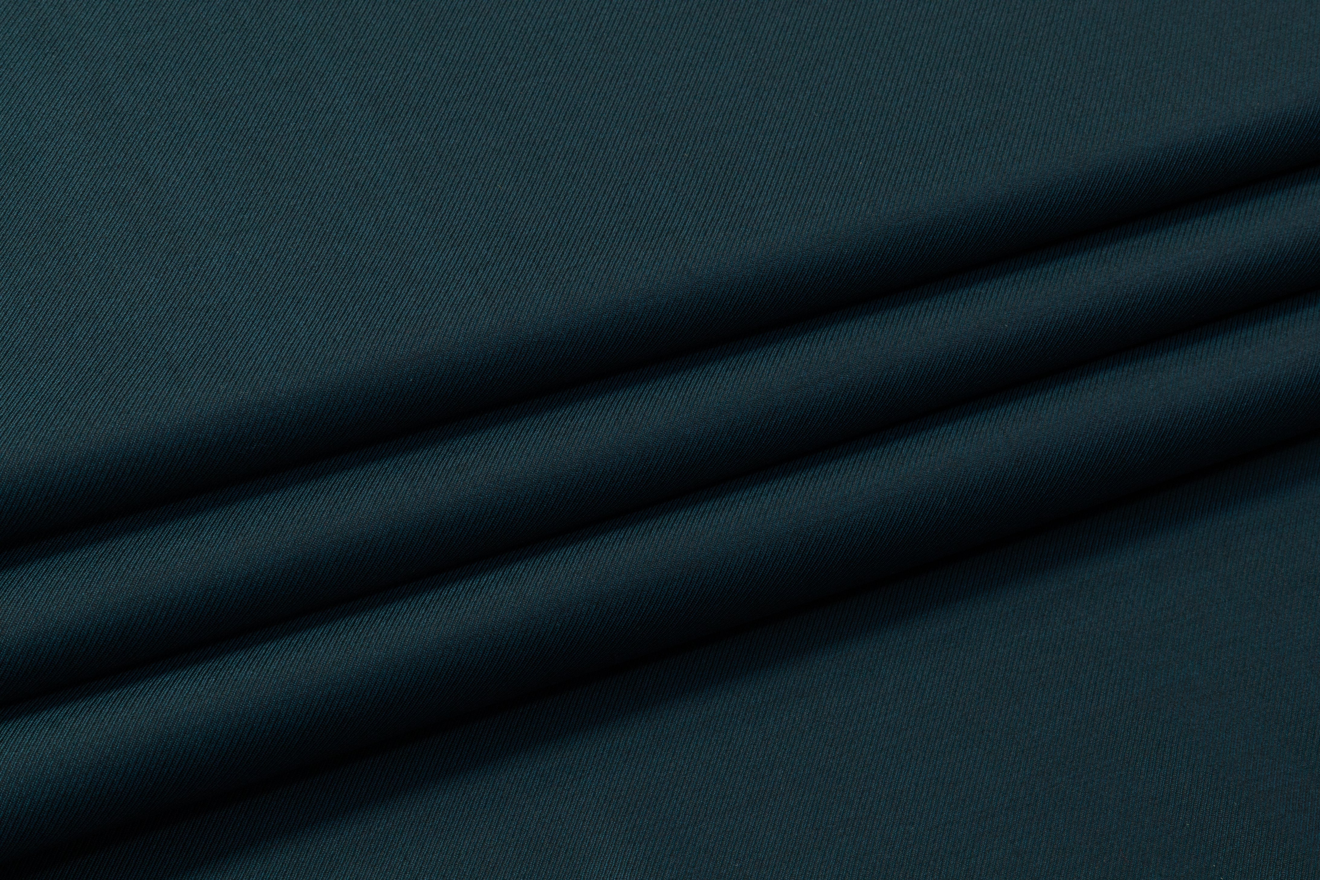 Two-Tone Super 120s Italian Wool Gabardine - Teal Blue / Black