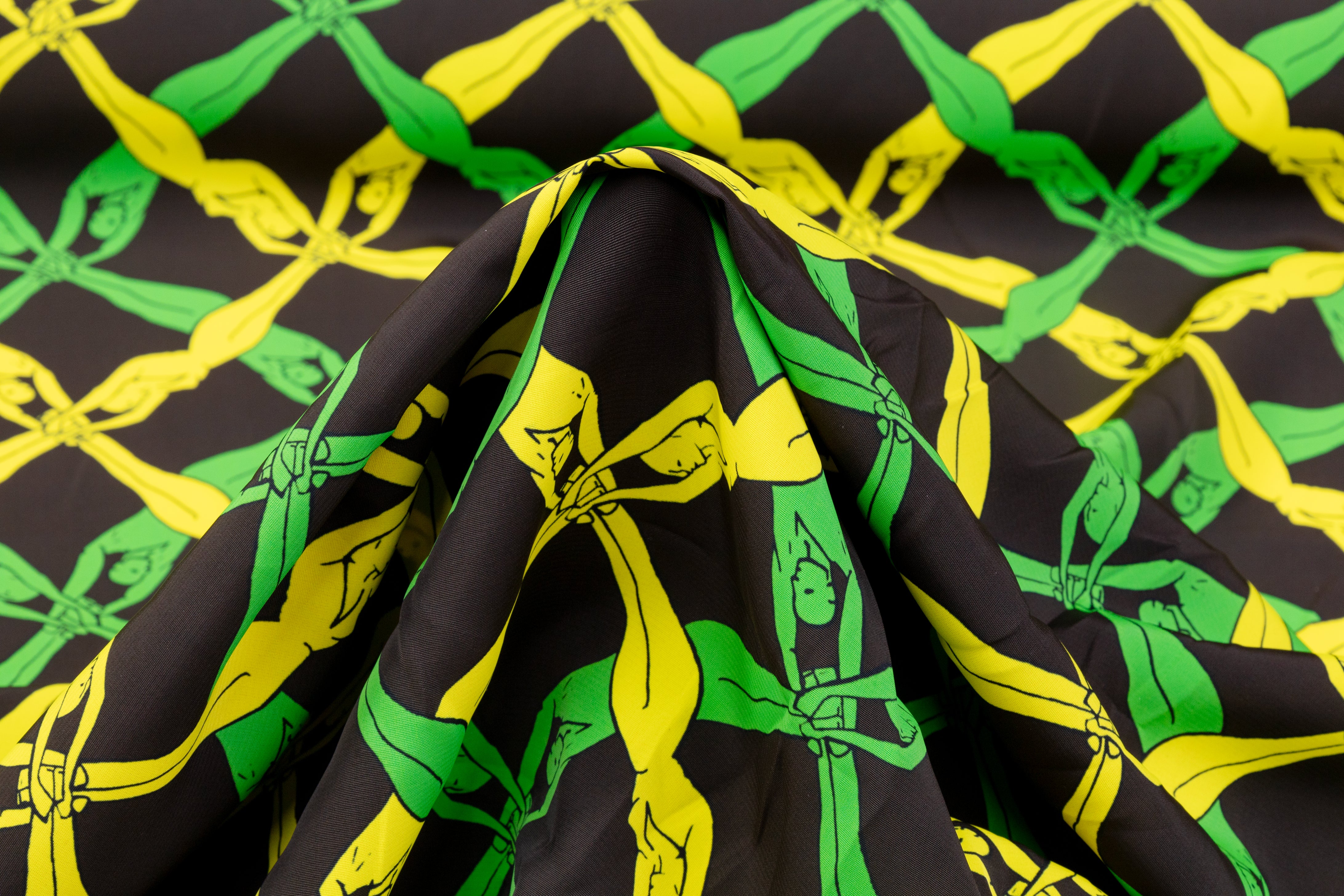 Olympic Diver Printed Viscose - Green / Black / Yellow
