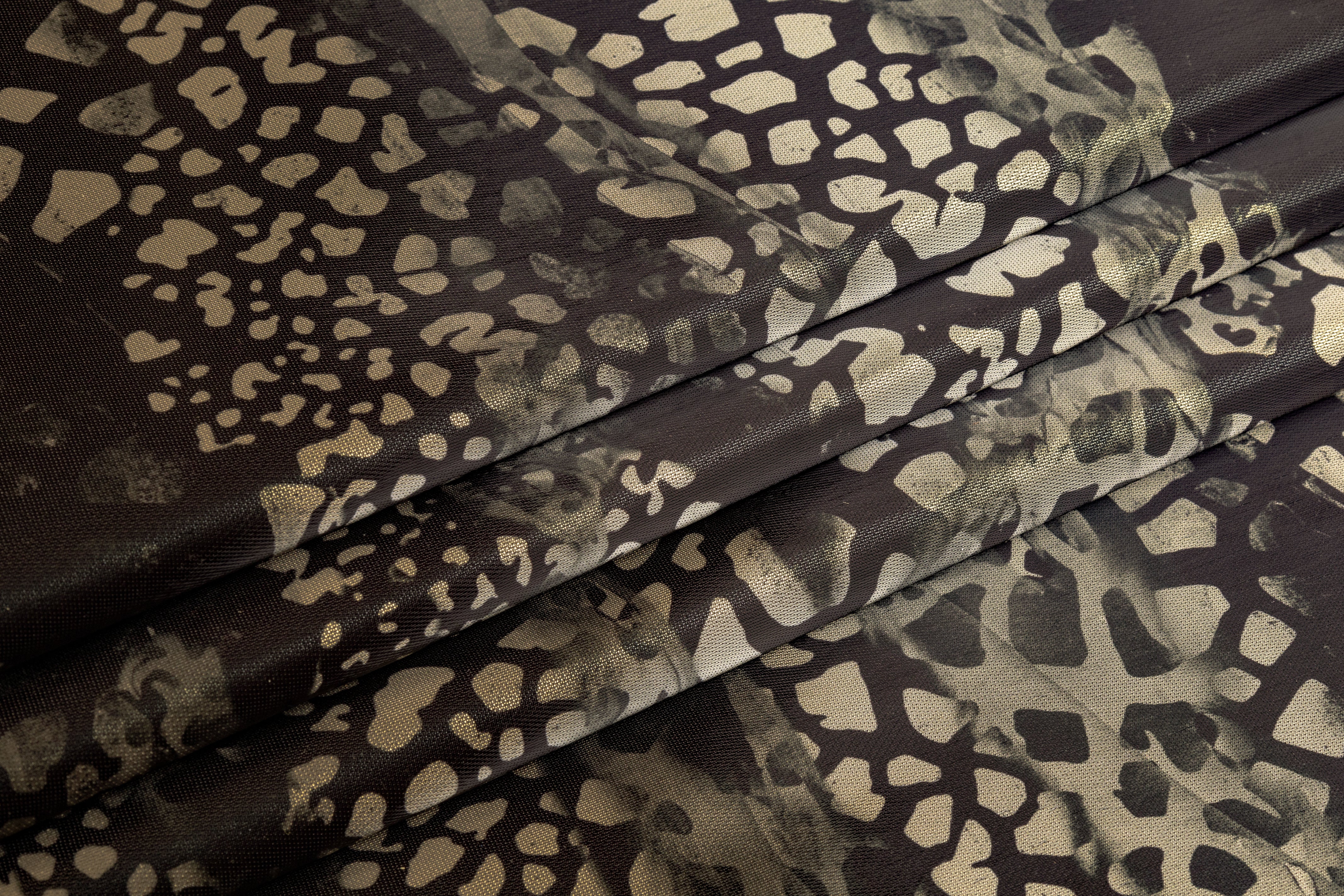 Ruffo Coli - Abstract Metallic Italian Silk Blend Liquid Satin - Smoky Black / Gold