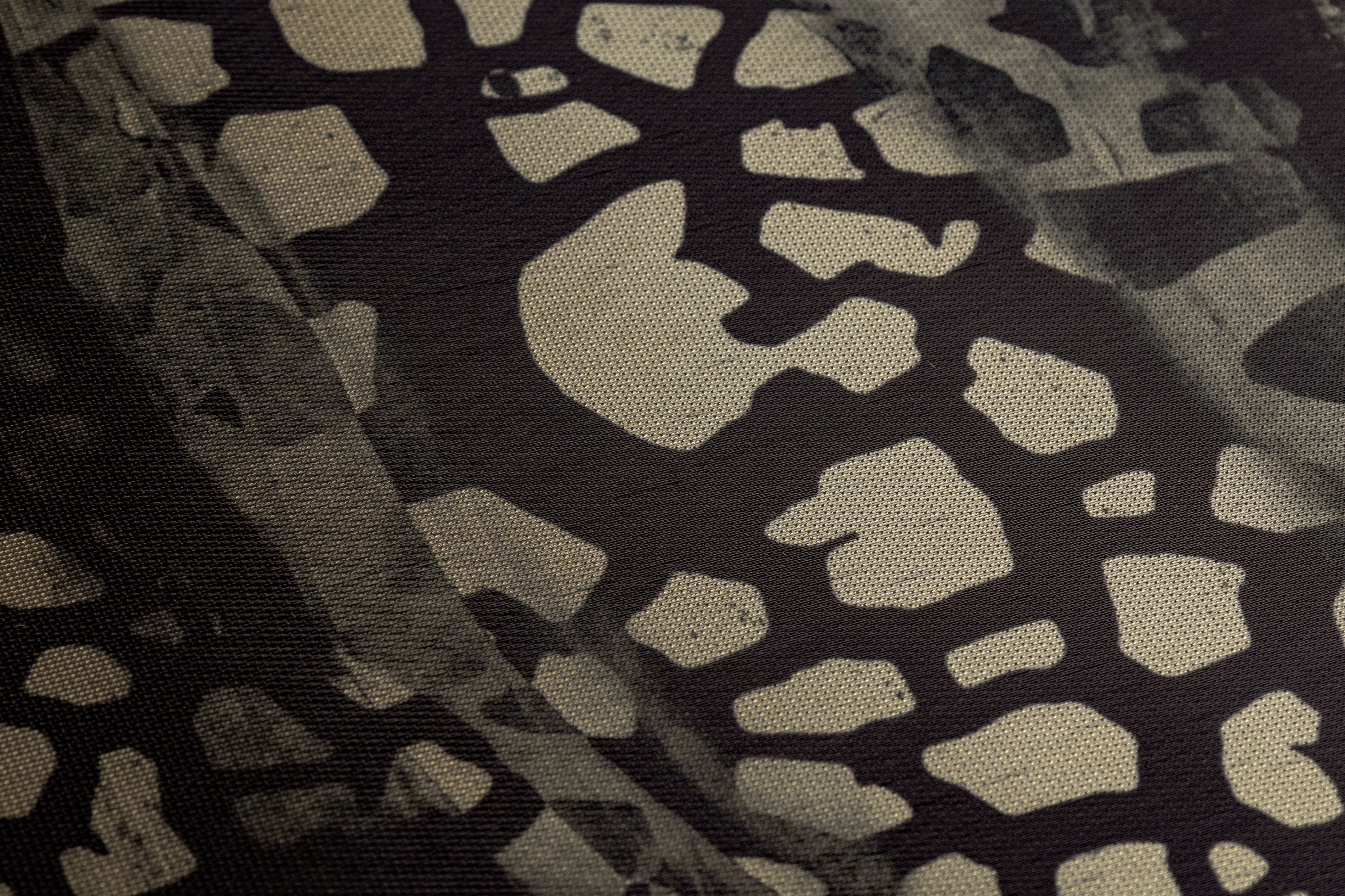 Ruffo Coli - Abstract Metallic Italian Silk Blend Liquid Satin - Smoky Black / Gold