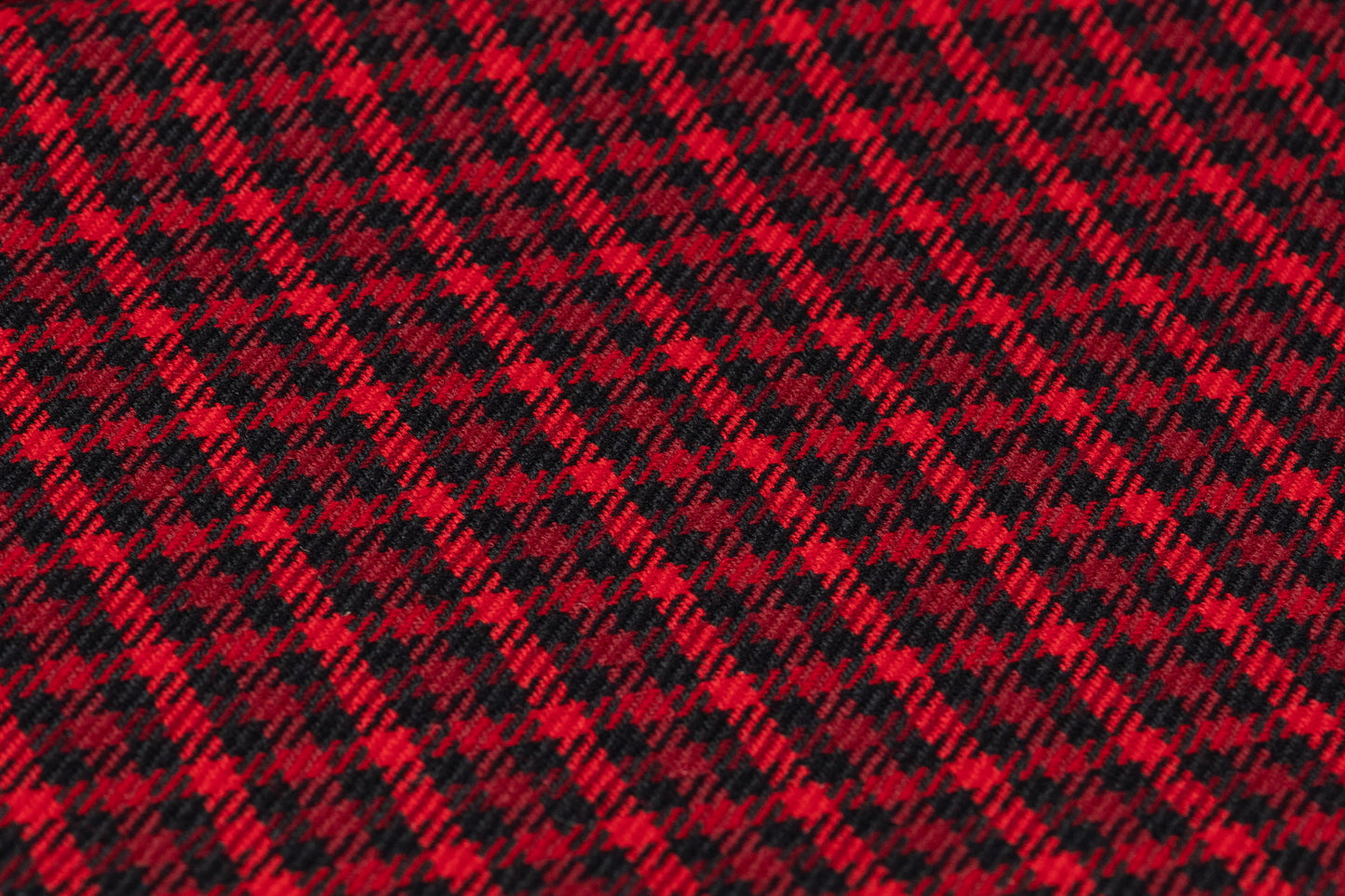 Checked Italian Wool - Red / Black