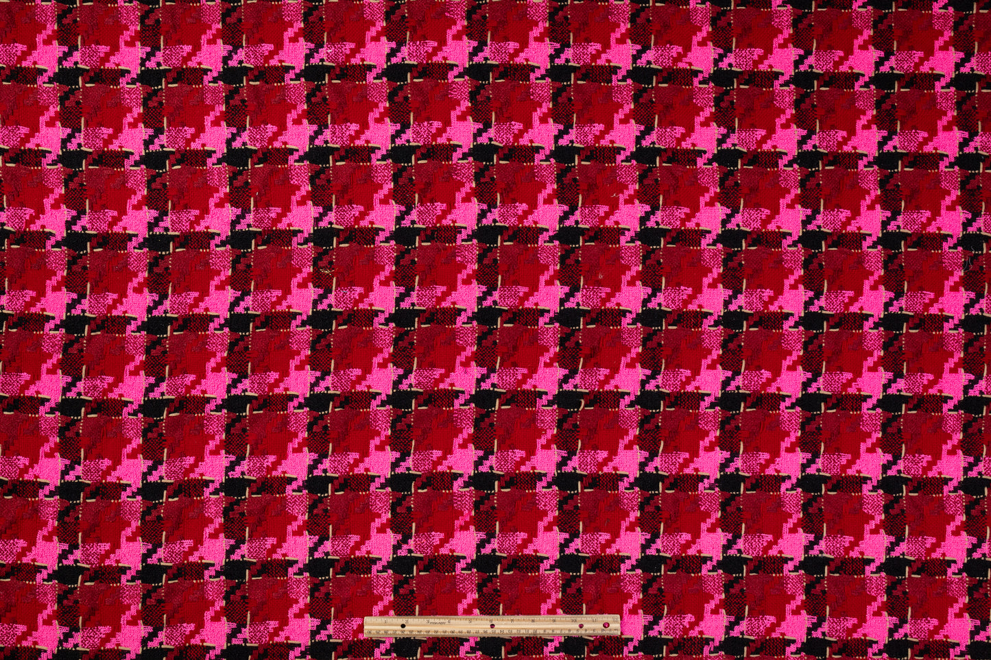 Houndstooth Italian Wool Blend Tweed - Magenta / Burgundy / Black