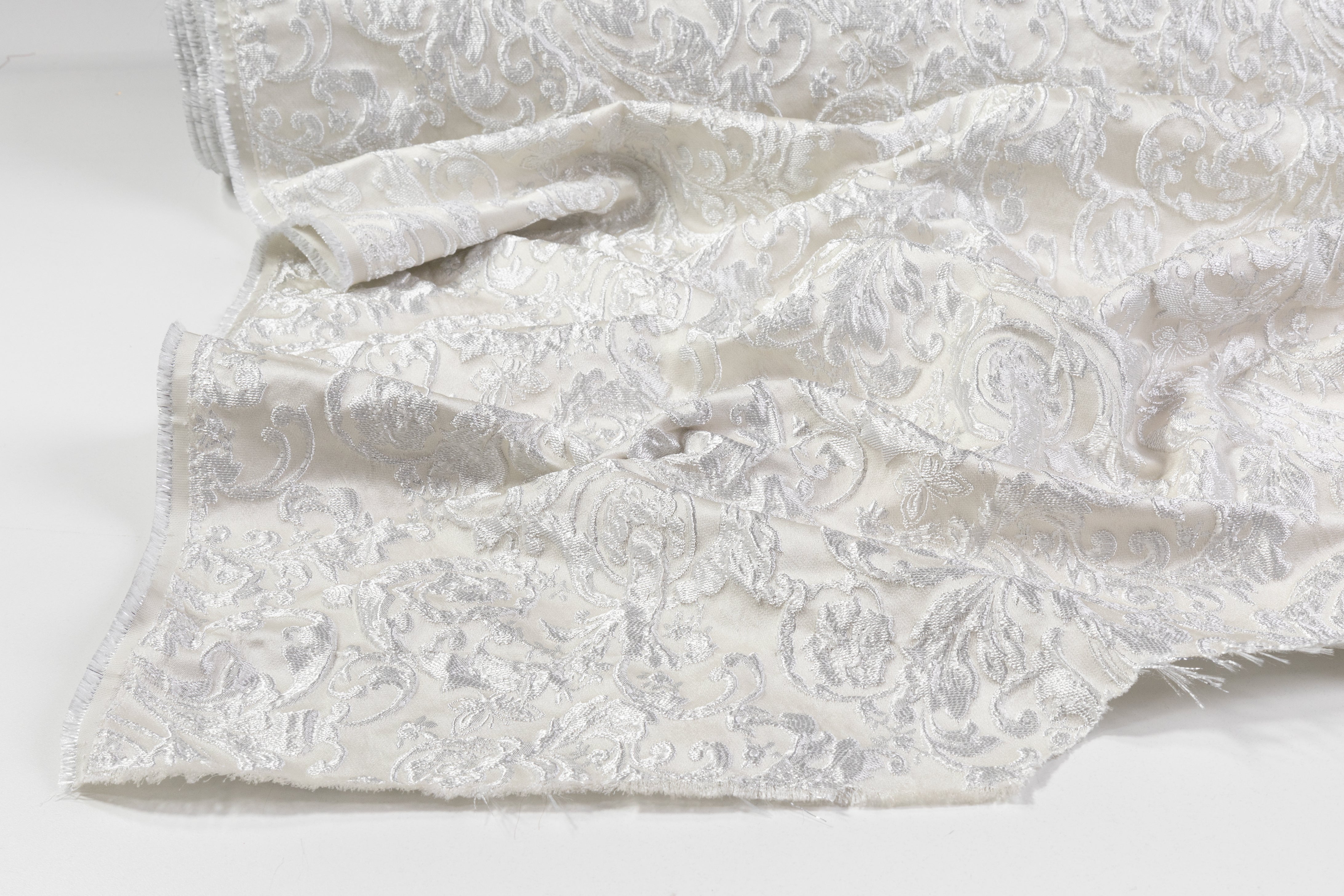 Crushed Metallic Brocade - Off White / Silver