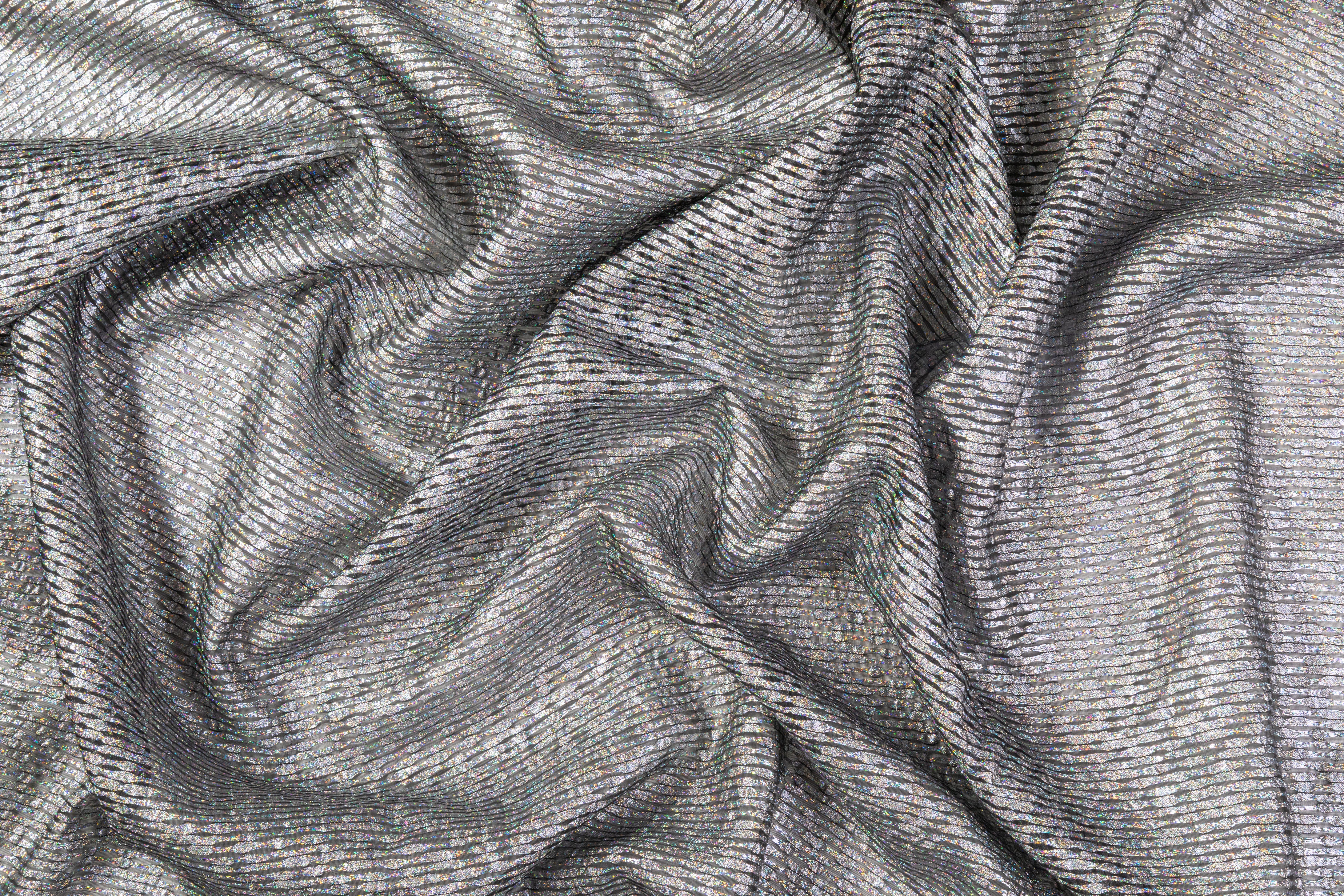 Iridescent Metallic Fil Coupé - Silver / Black