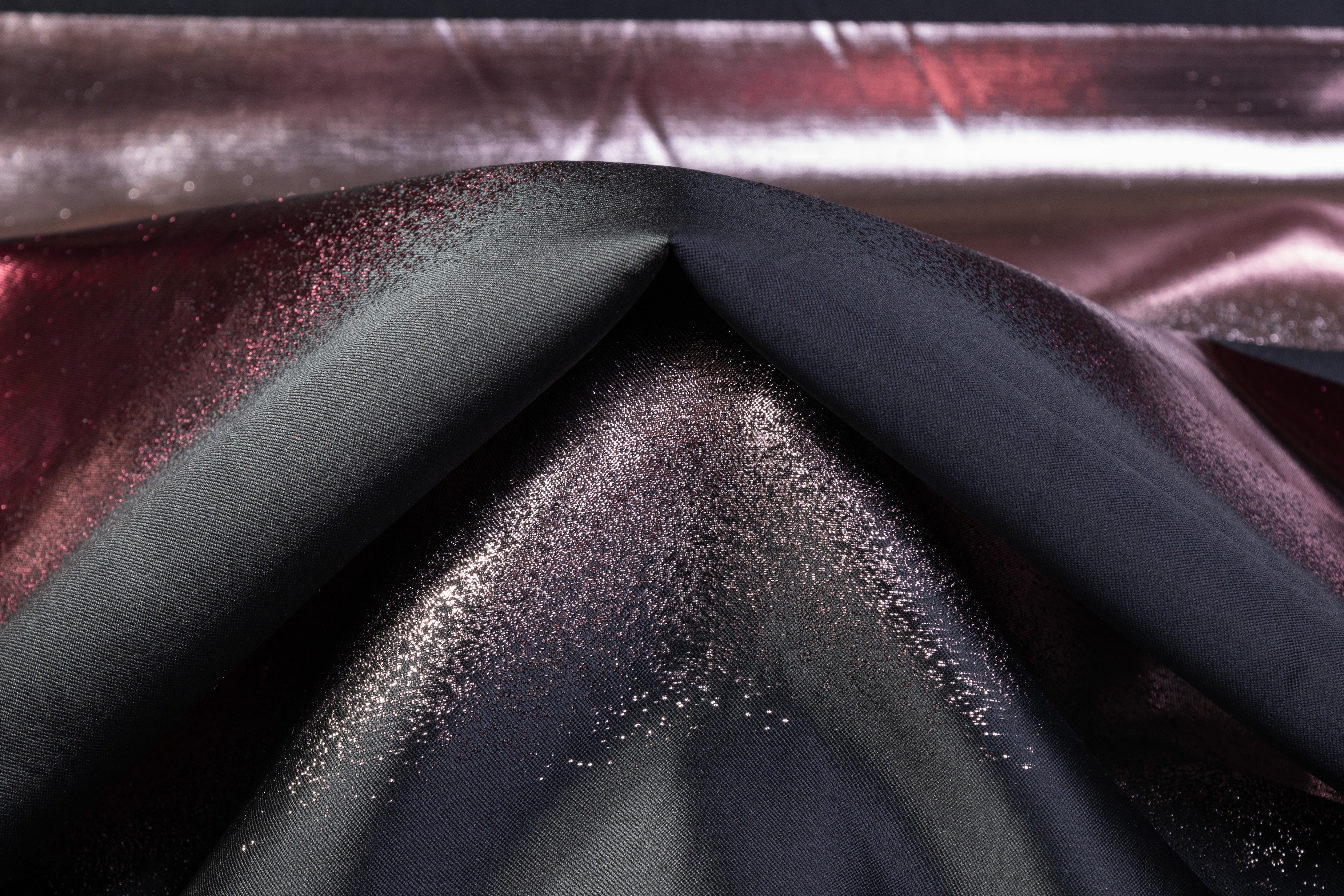 Metallic Italian Gradient Silk Jacquard - Black / Pink